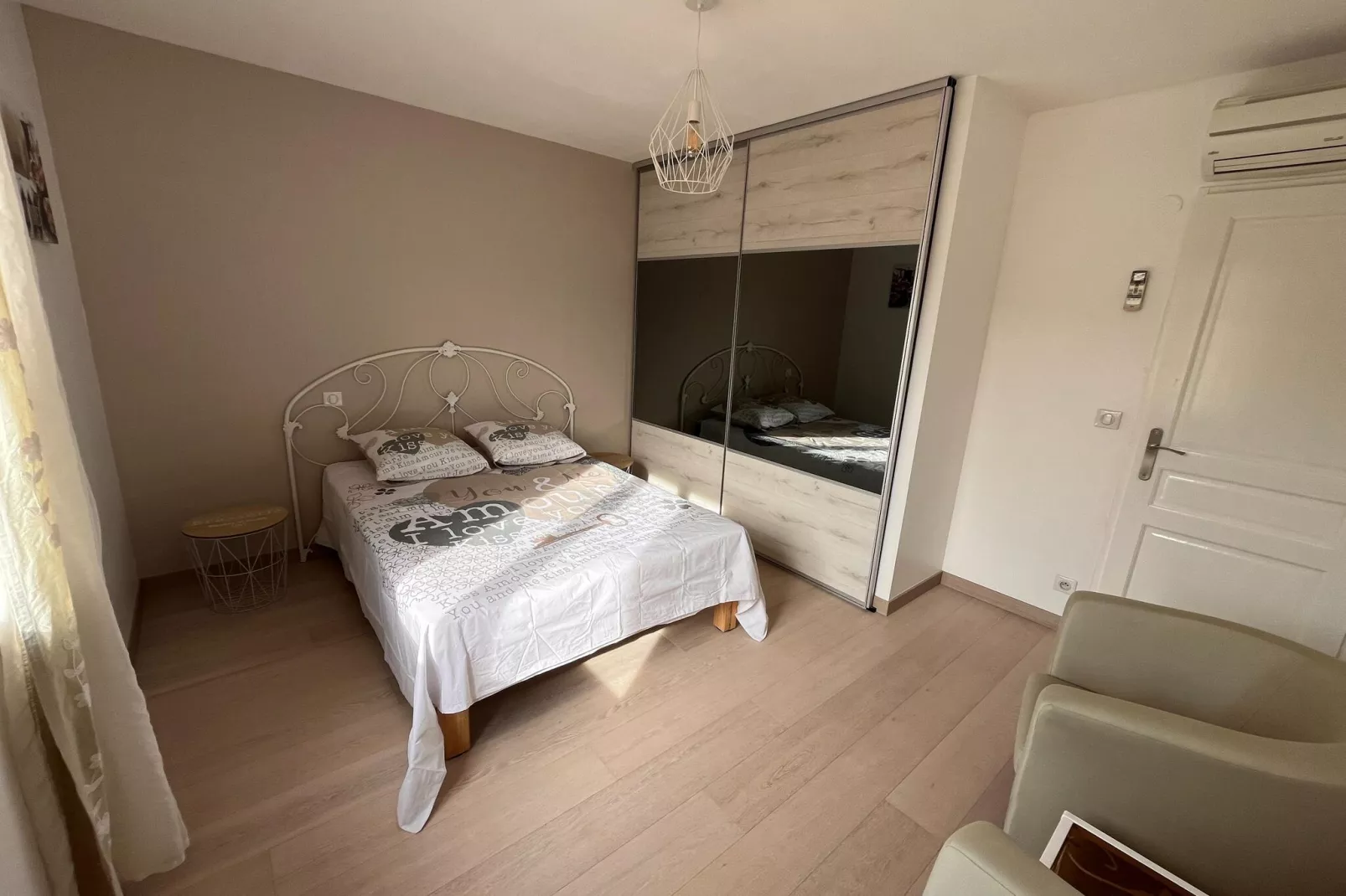 Elja Les Acacias-Slaapkamer