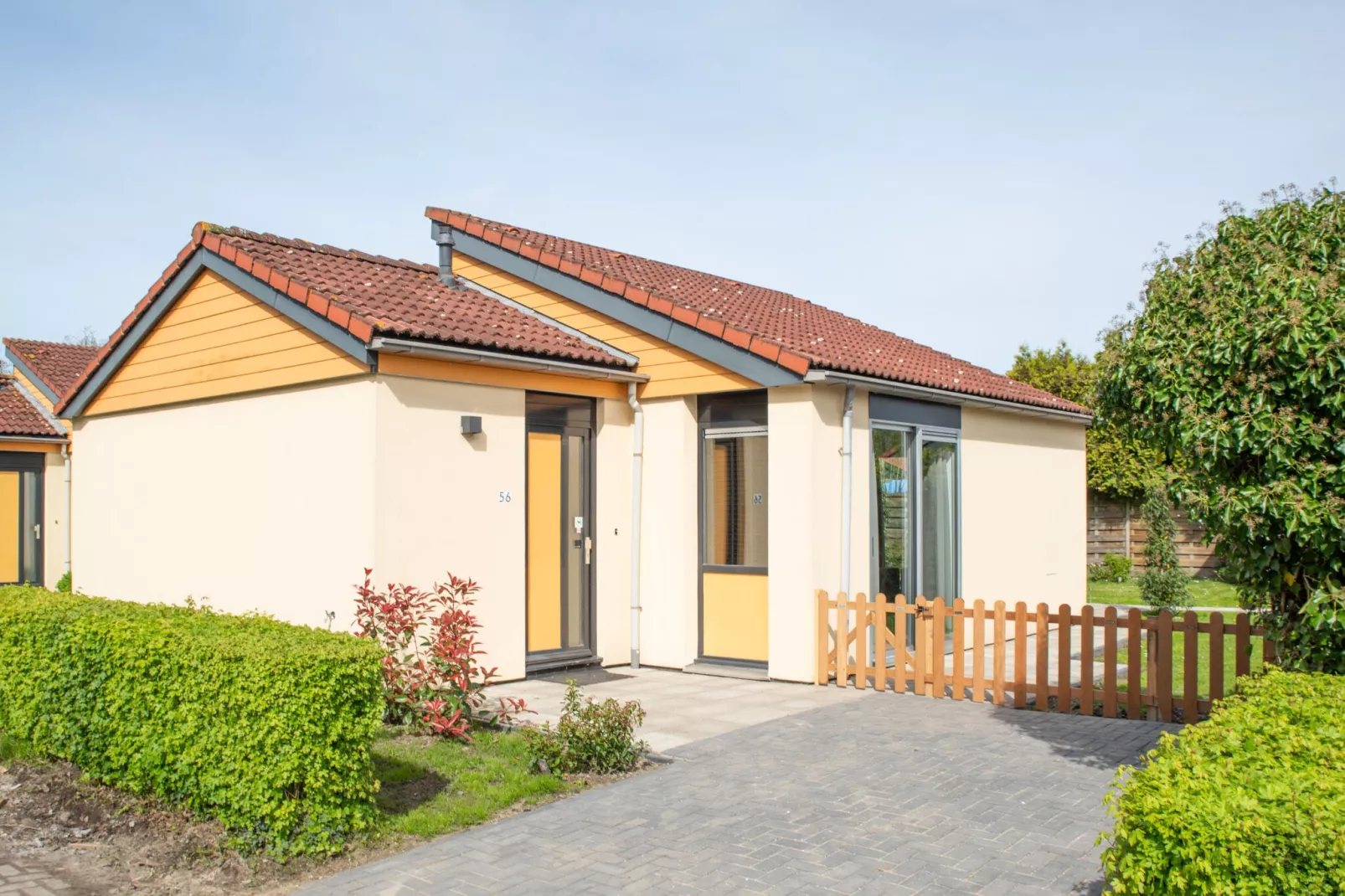 Comfort bungalow – Max 6 personen – nummer 56-Buitenkant zomer