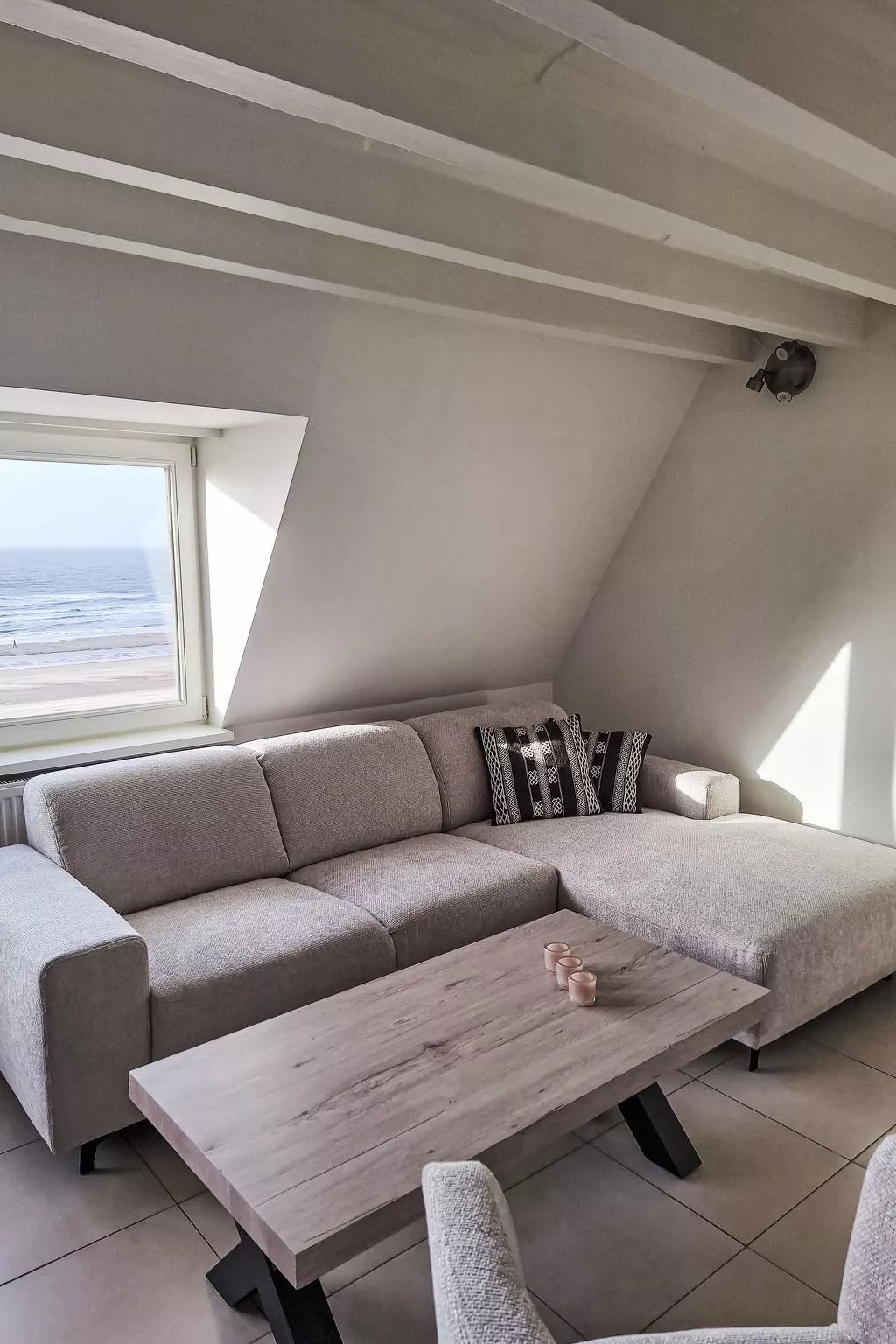 Koekoeksnest Penthouse at the beach-Binnen