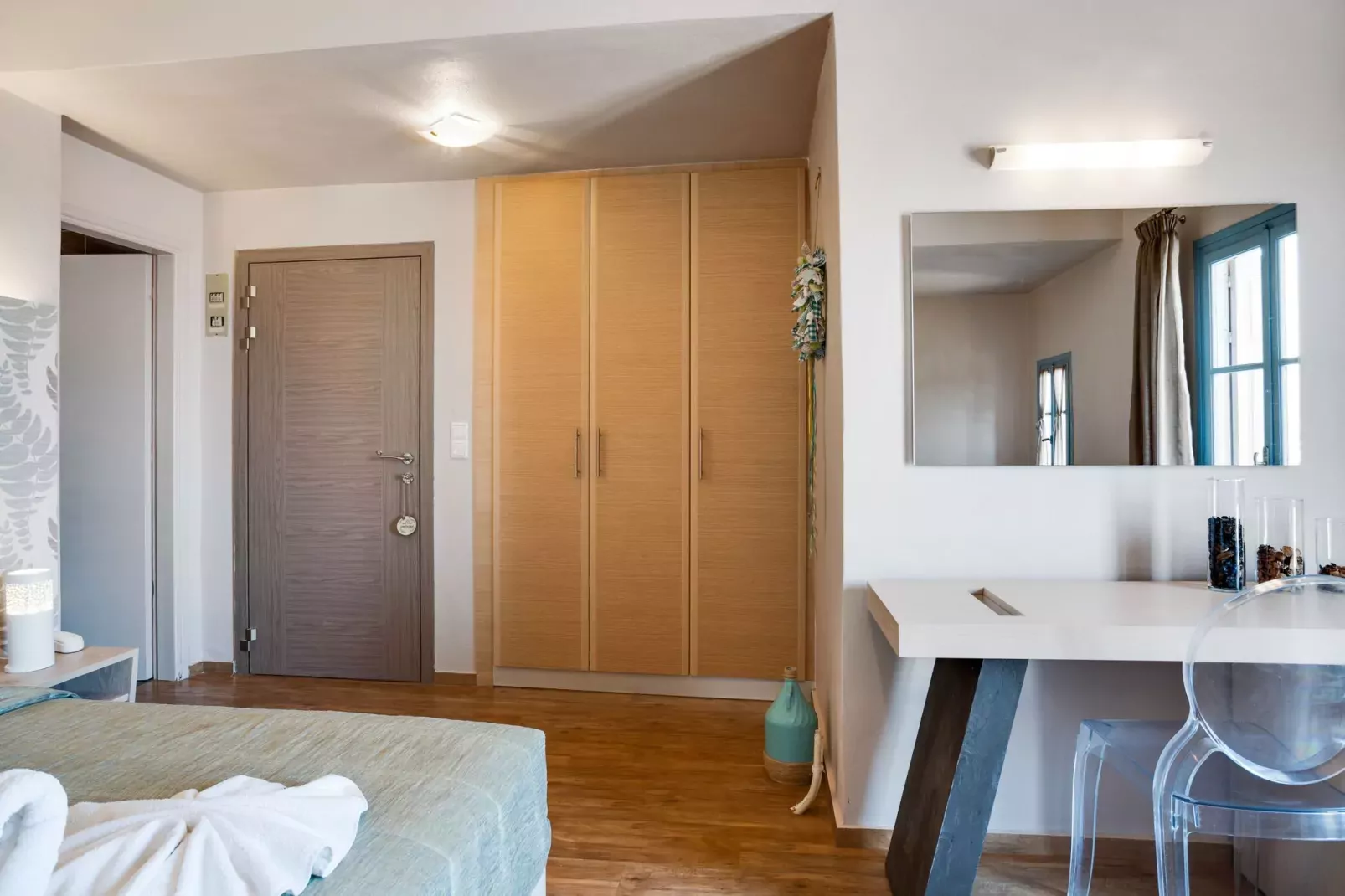 Charmante studio op Lesbos met een balkon-Slaapkamer