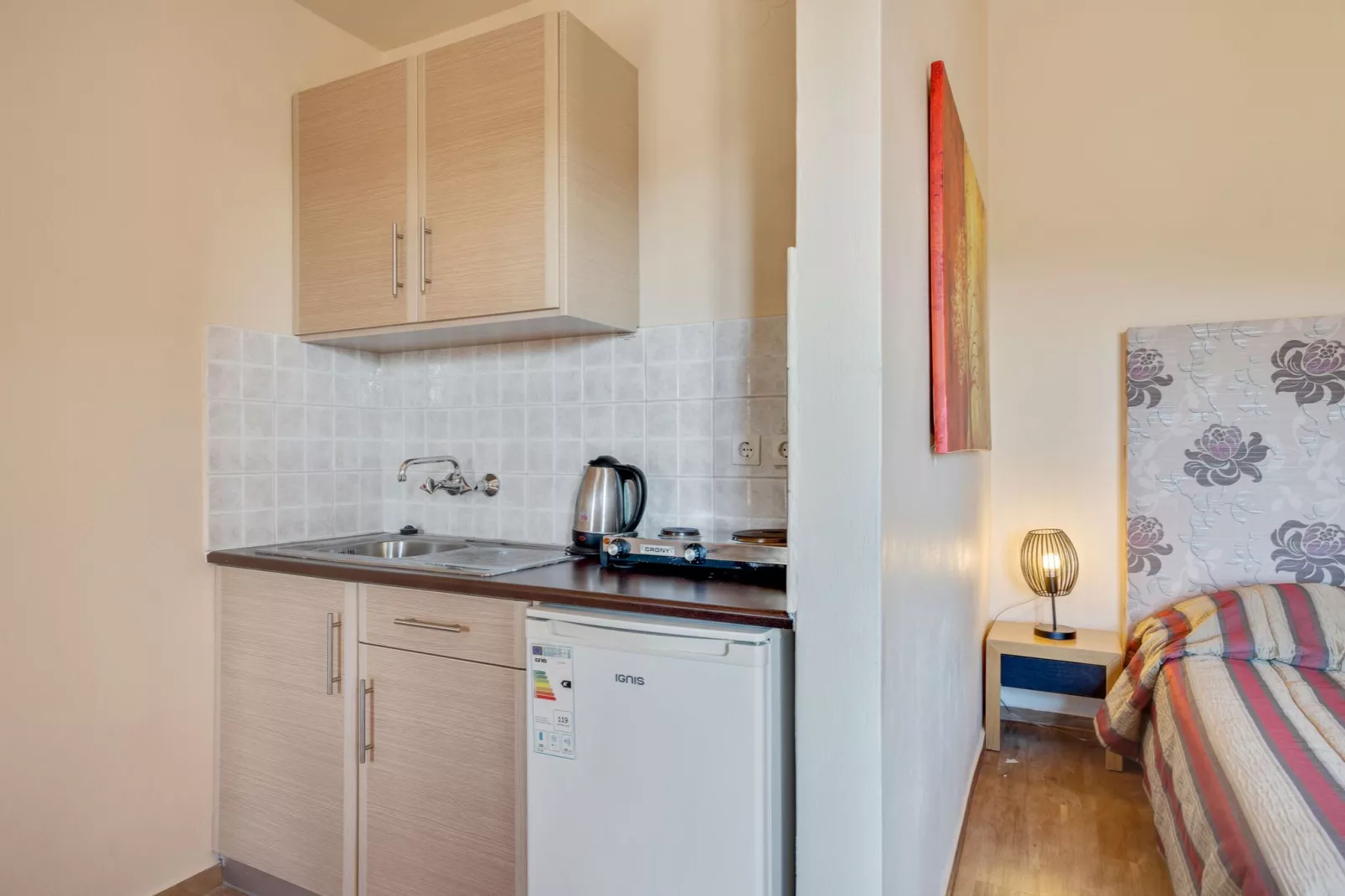 Sfeervolle studio op Lesbos met een balkon-Keuken
