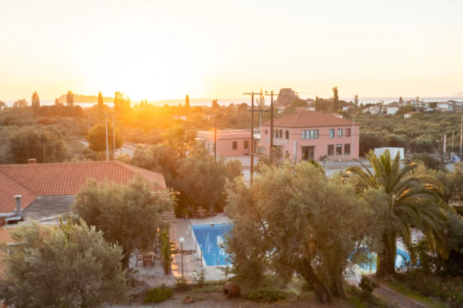 Sfeervolle studio op Lesbos met een balkon-Uitzicht zomer