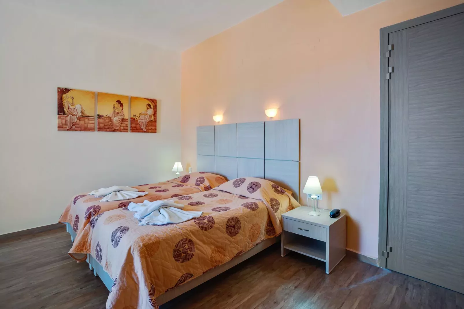 Aangename studio op Lesbos met een balkon-Slaapkamer