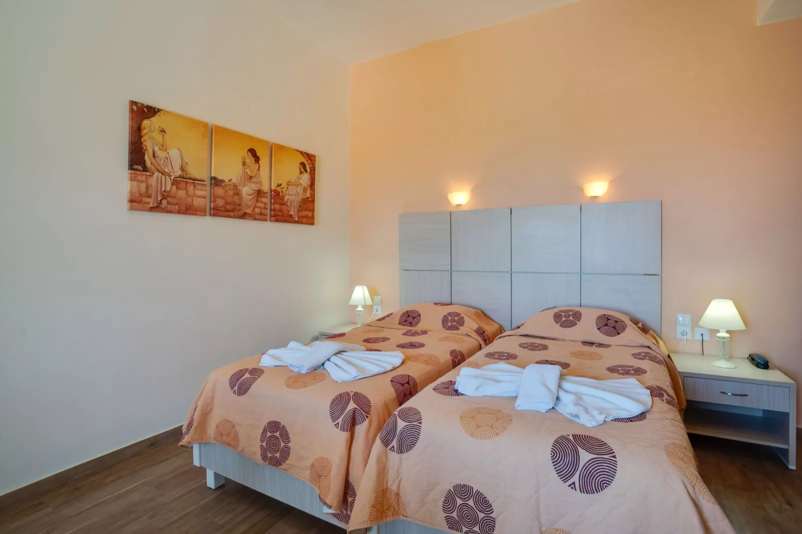 Aangename studio op Lesbos met een balkon-Slaapkamer