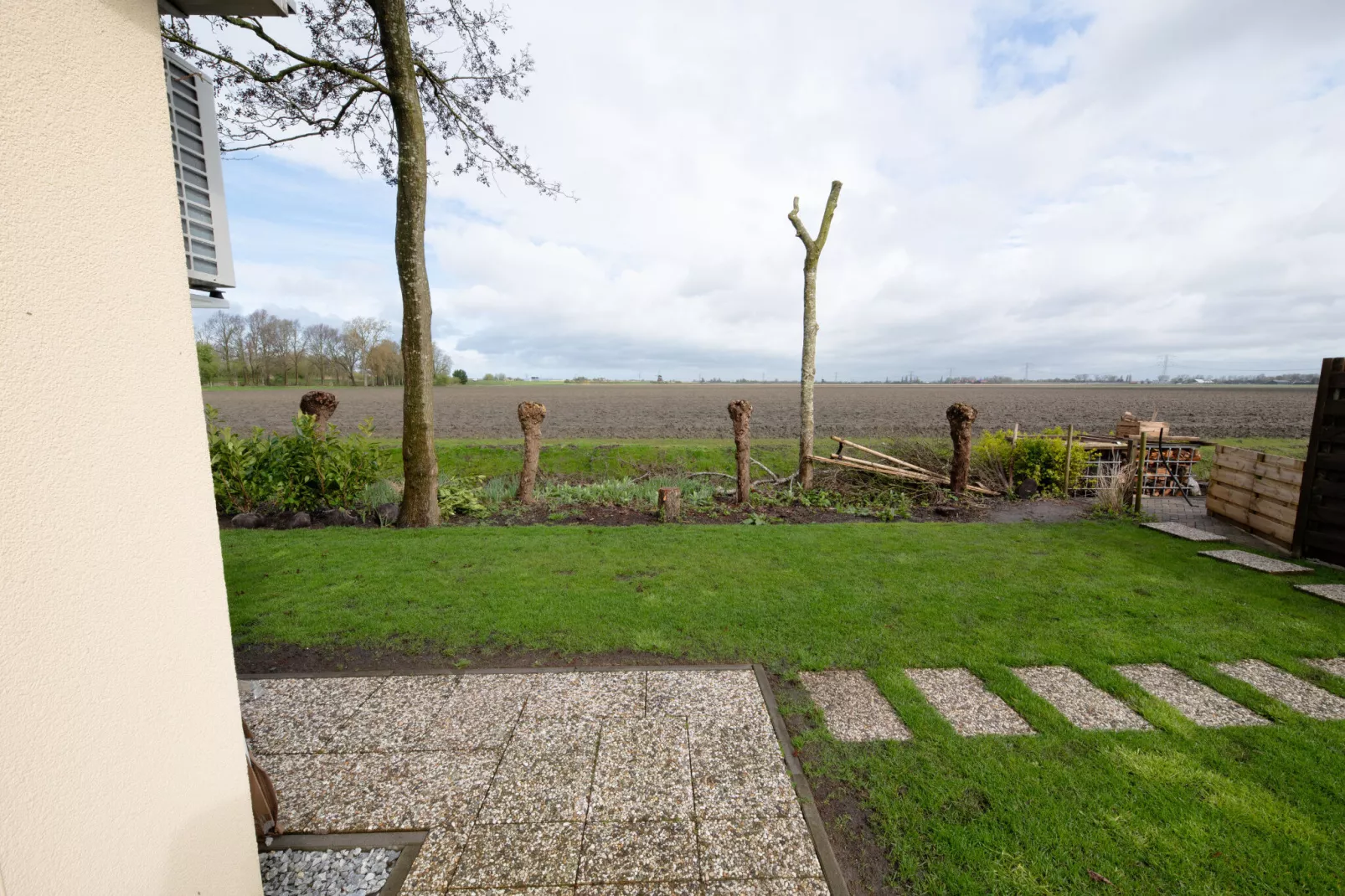 4 pers Welness huis 93-Tuinen zomer