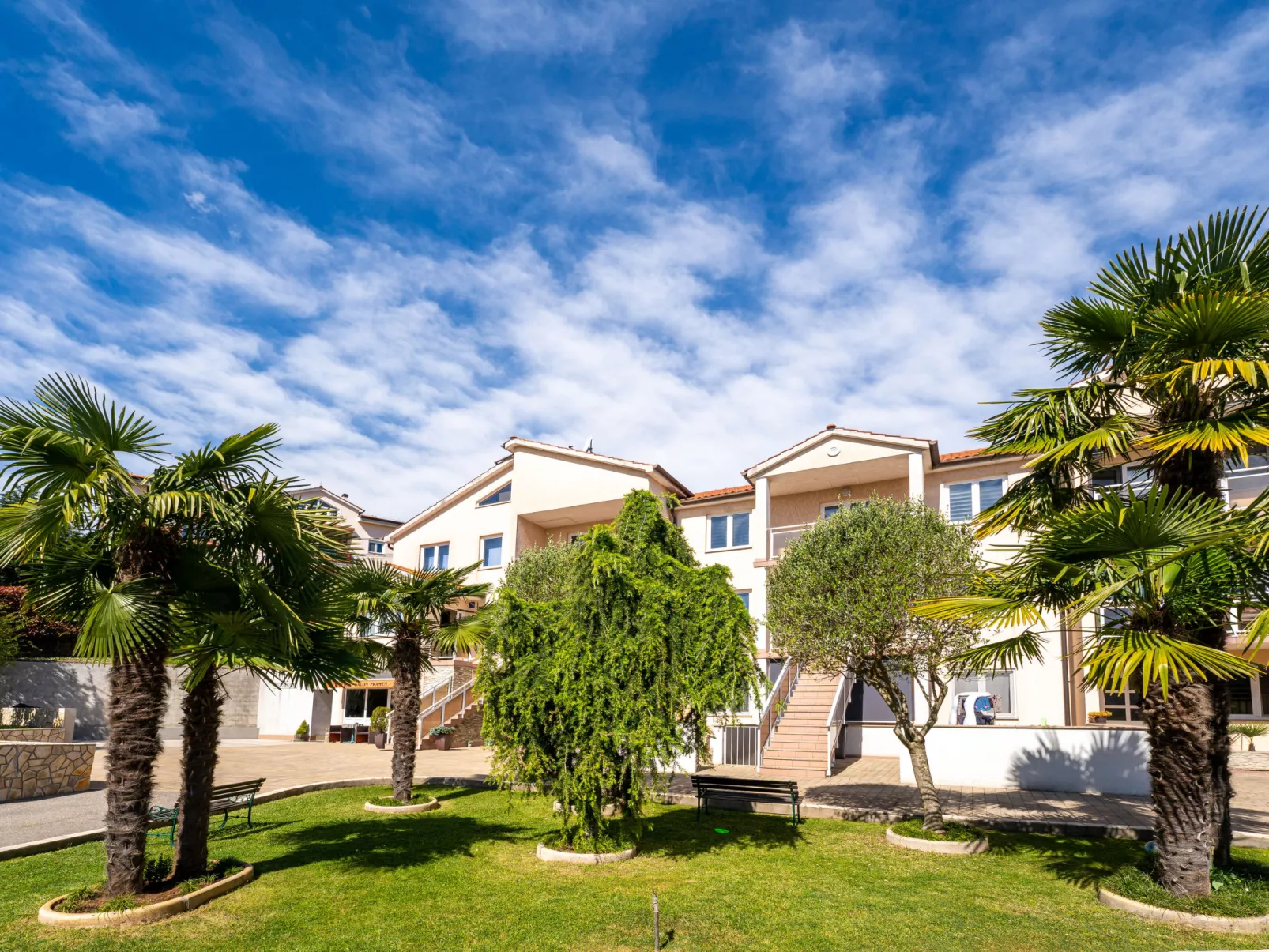 Palms-Buiten