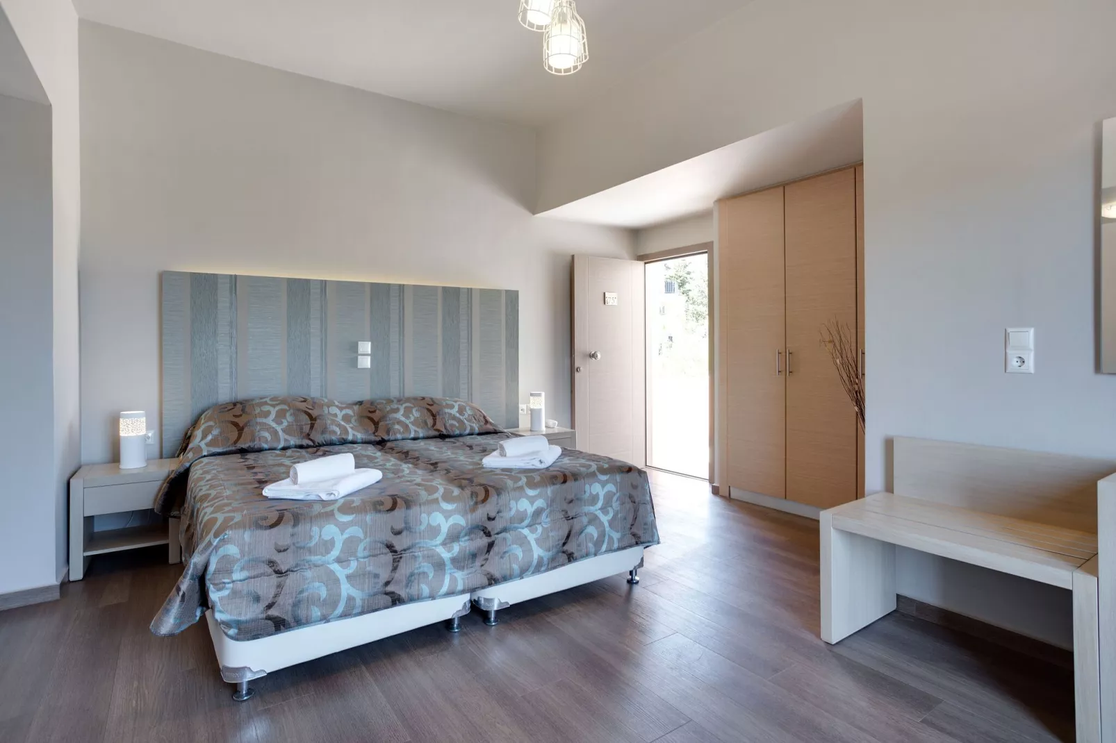 Comfortabele studio op Lesbos met een balkon-Slaapkamer