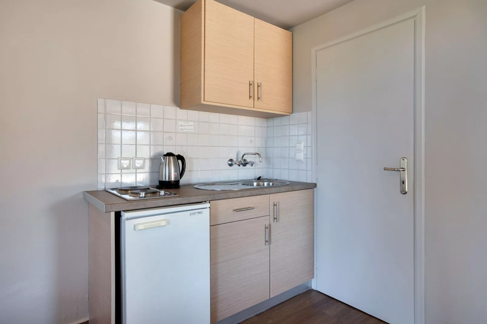 Comfortabele studio op Lesbos met een balkon-Keuken