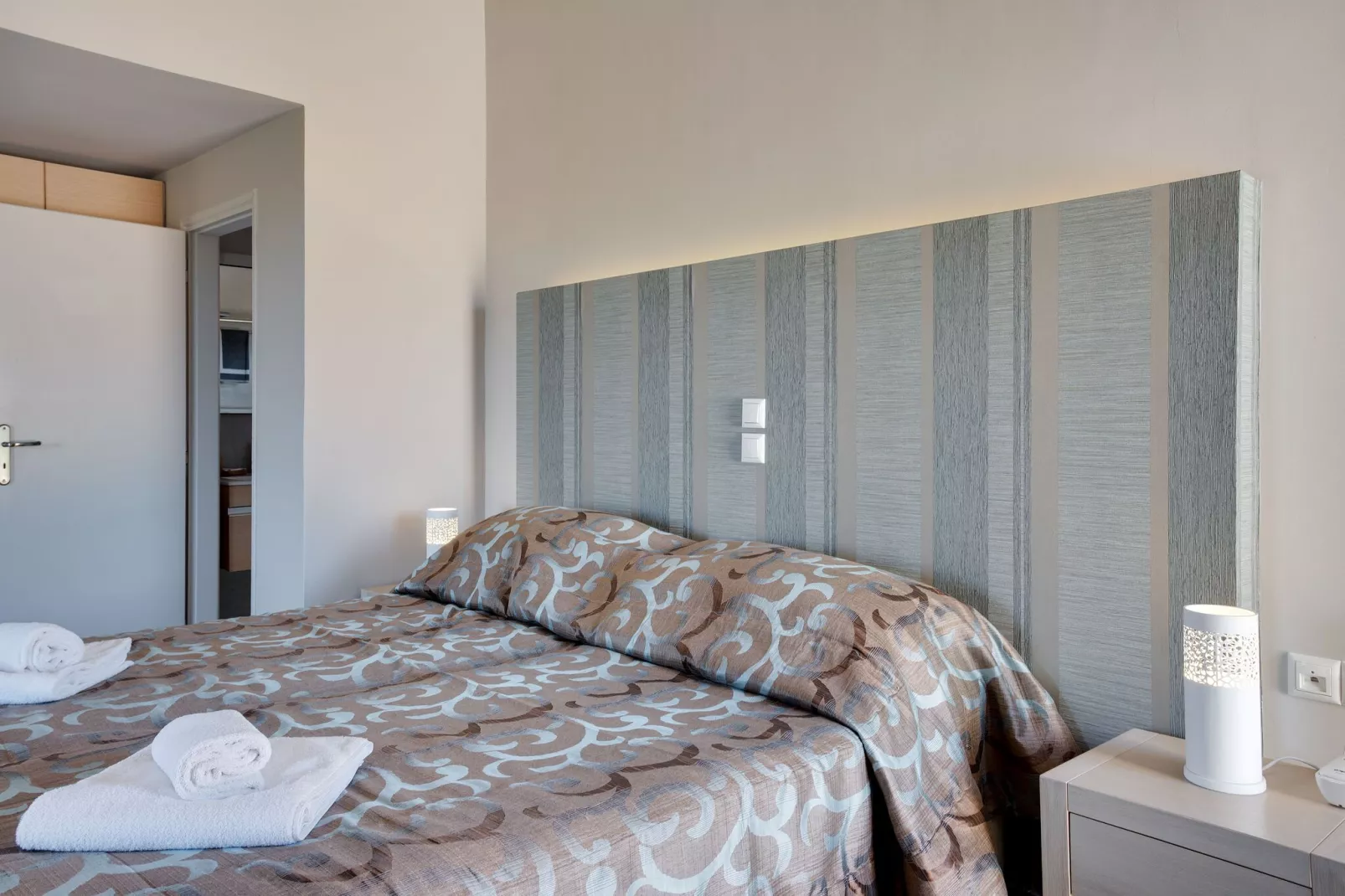 Comfortabele studio op Lesbos met een balkon-Slaapkamer