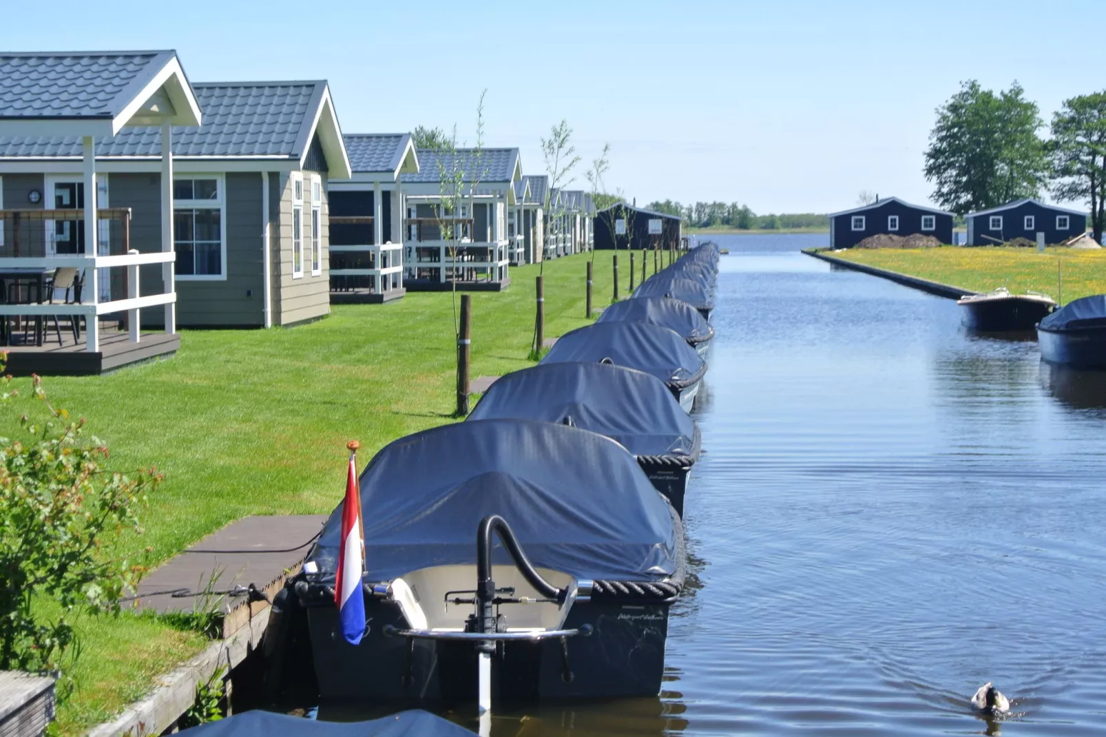 Vakantiepark Giethoorn 3-Buitenkant zomer