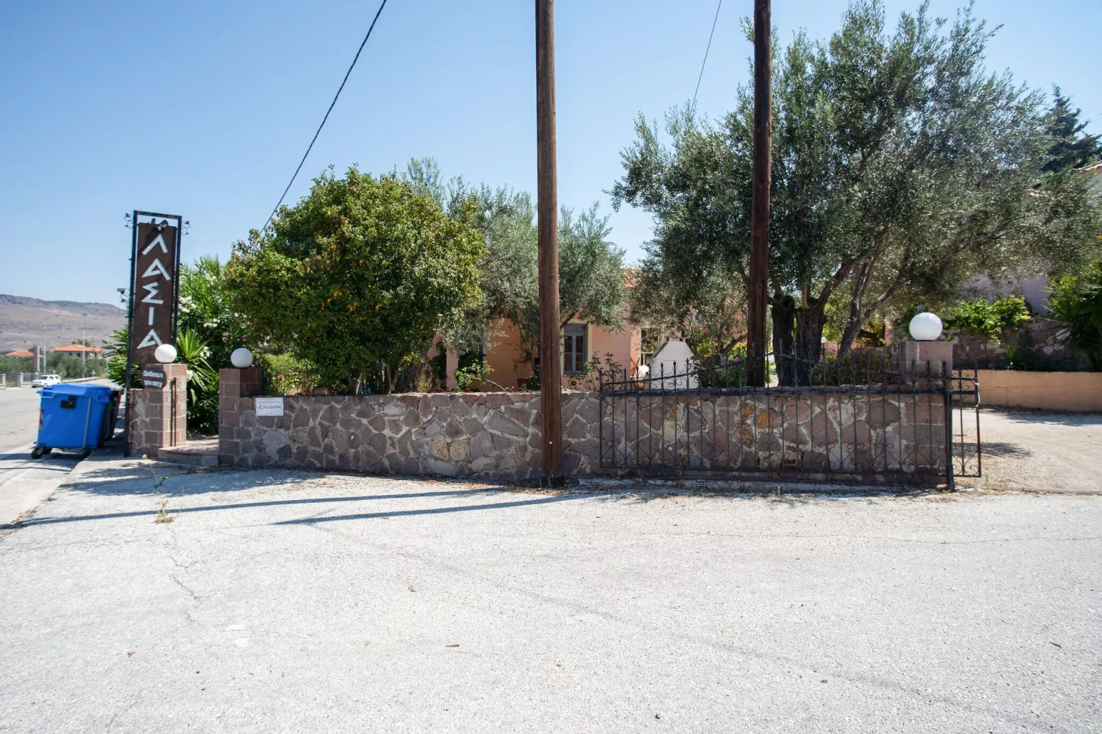 Comfortabele studio op Lesbos met een balkon-Gebieden zomer 1km