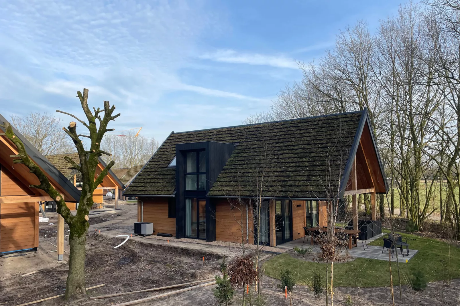 Bos Villa met Hottub & Sauna  8 personen-Buitenkant zomer