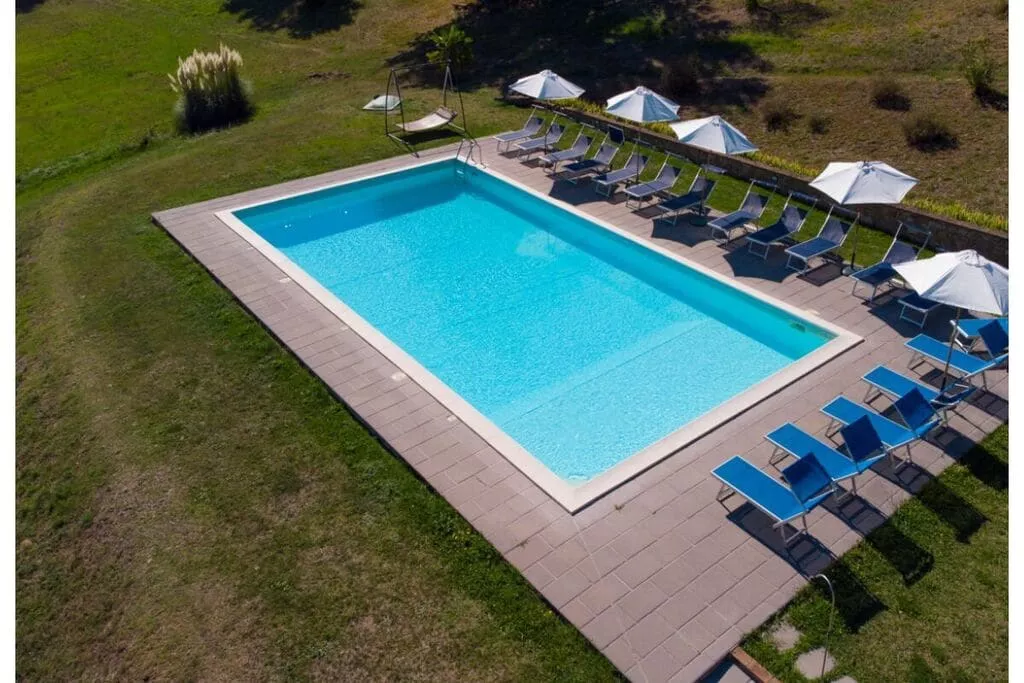 poolofhouse