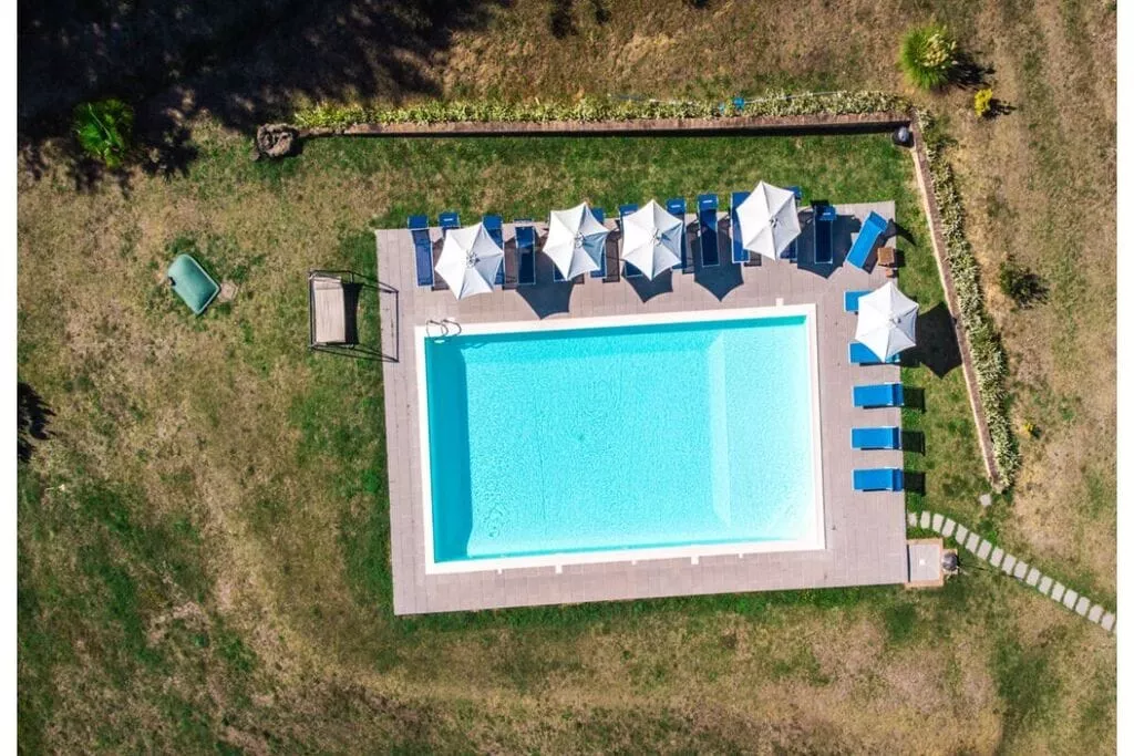 poolofhouse