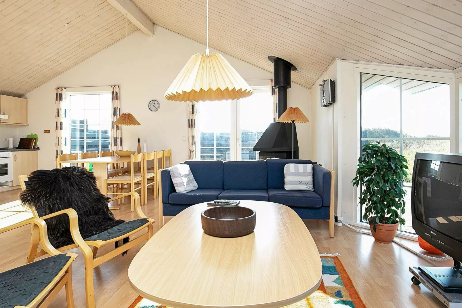 Moderne Oase in schilderachtig Lokken-By Traum-Binnen