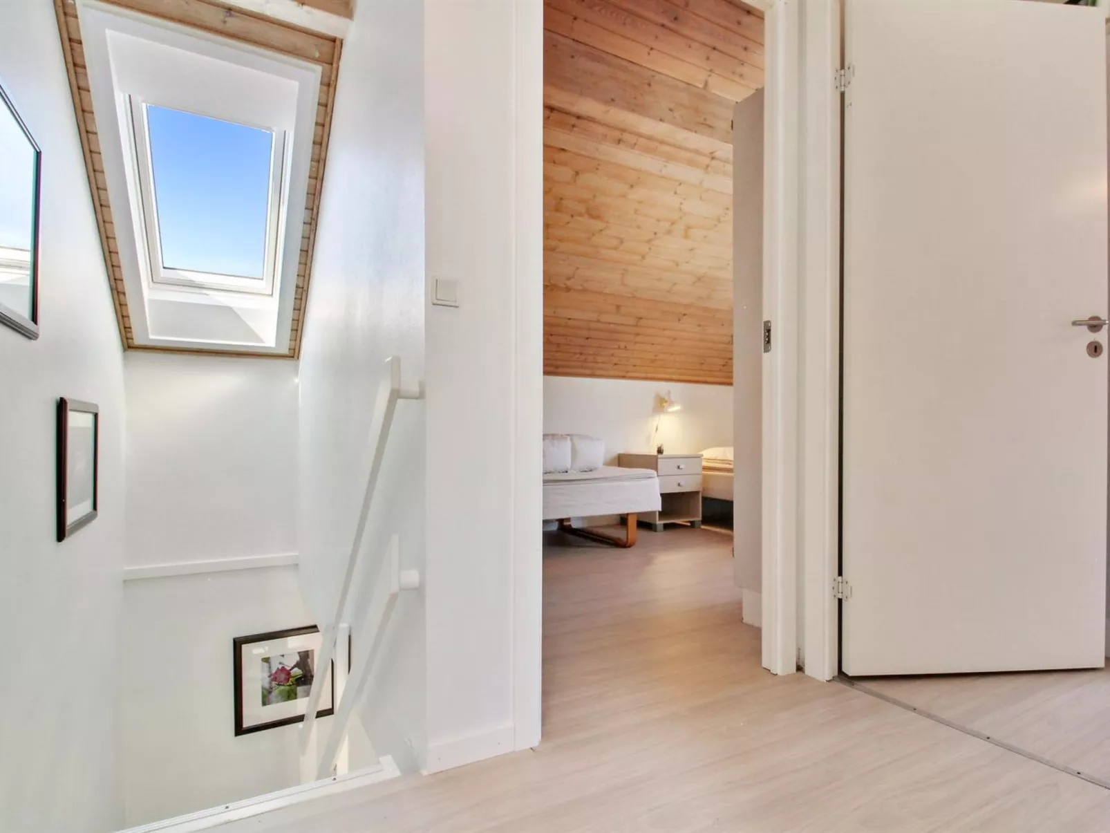 "Aswith" - 2.3km from the sea-Binnen