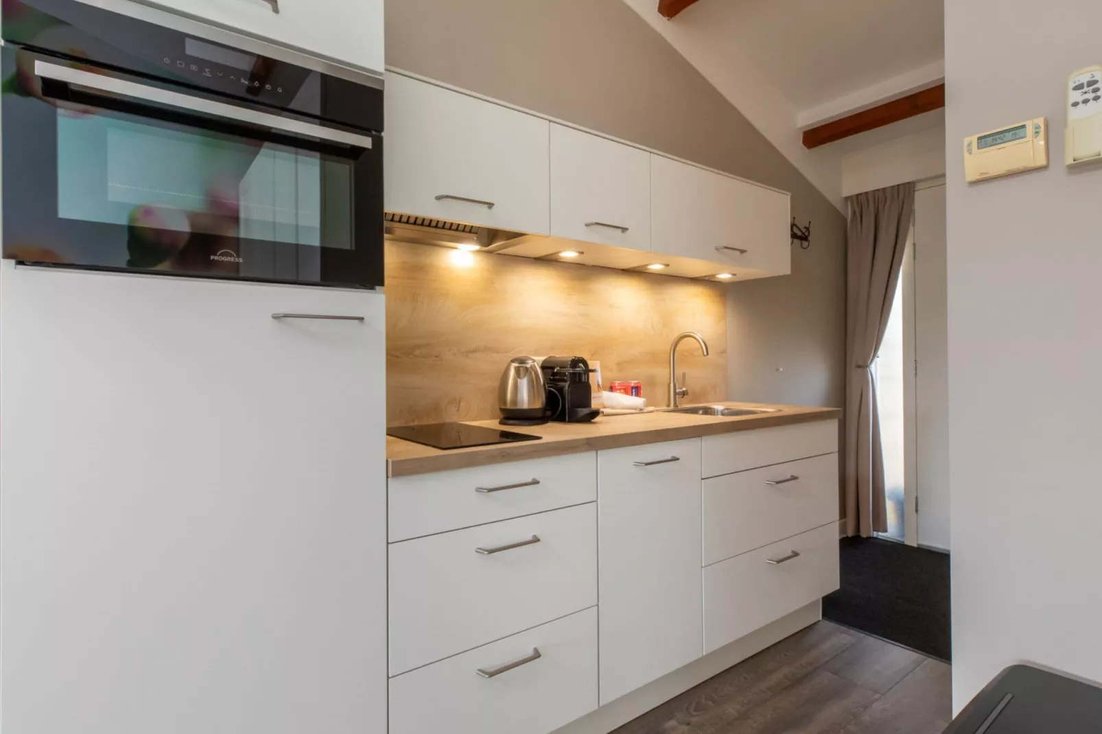 Studio - Vlissingsestraat 3-2  Koudekerke-Keuken