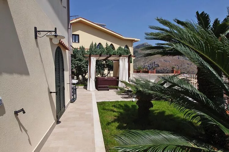 Apartments Taormina-Le Villette Agave 4 pax