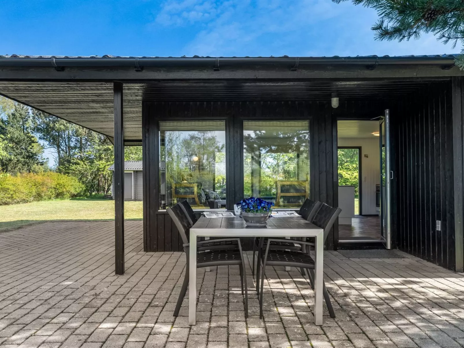 "Lars" - 250m from the sea-Buiten