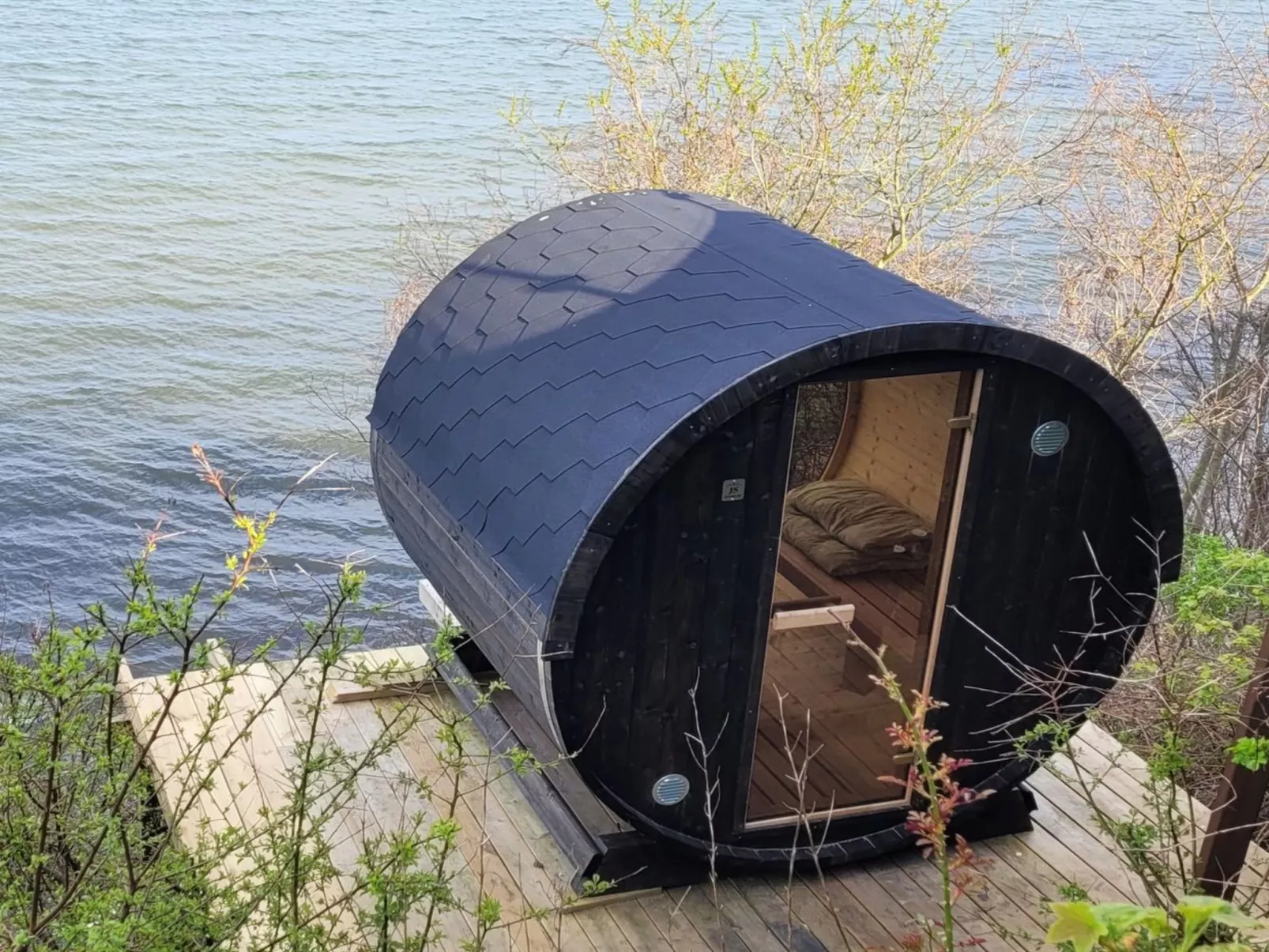 "Alimpij" - 5m from the sea-Binnen