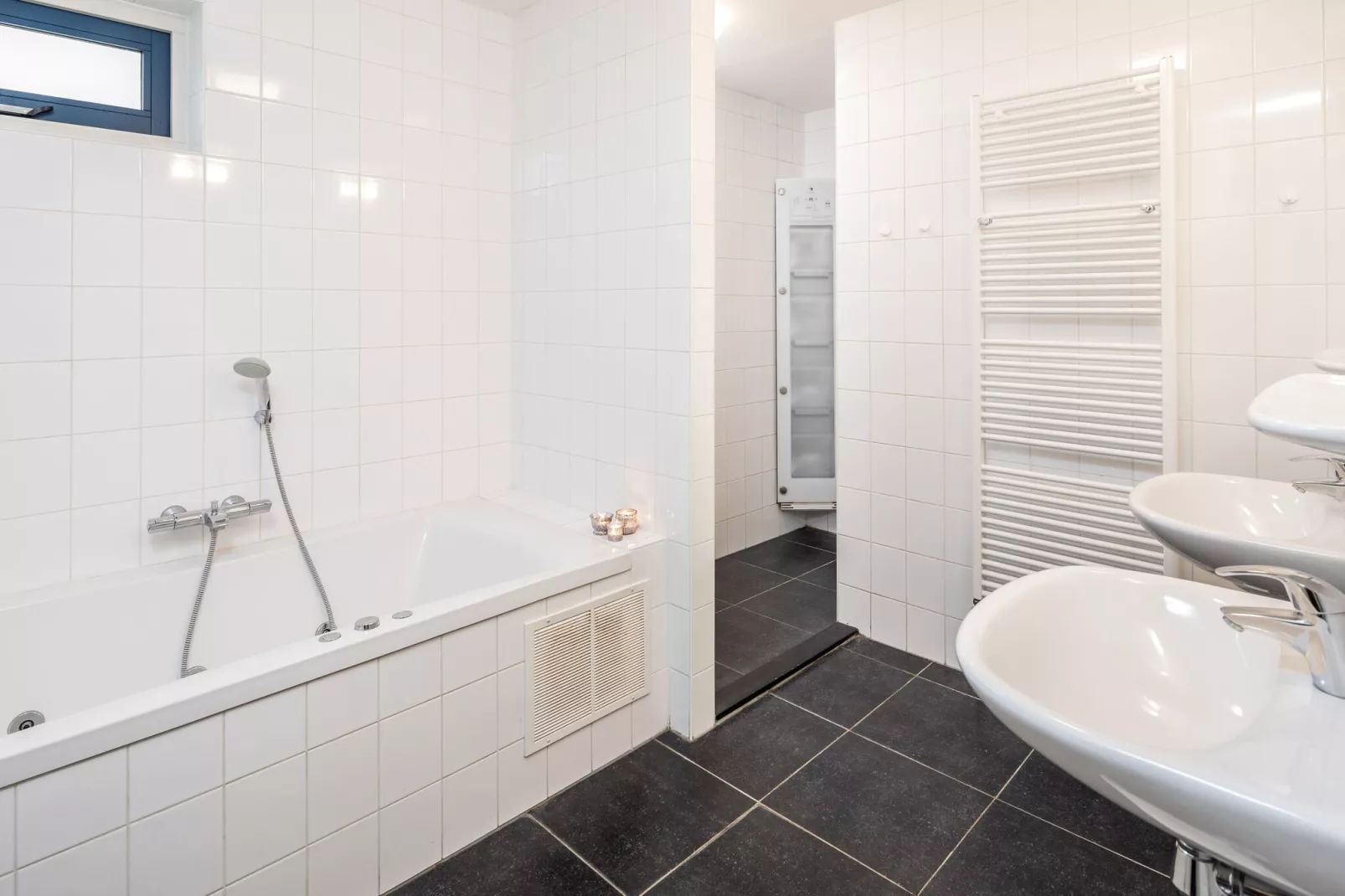 Landgoed Het Grote Zand 14-Badkamer