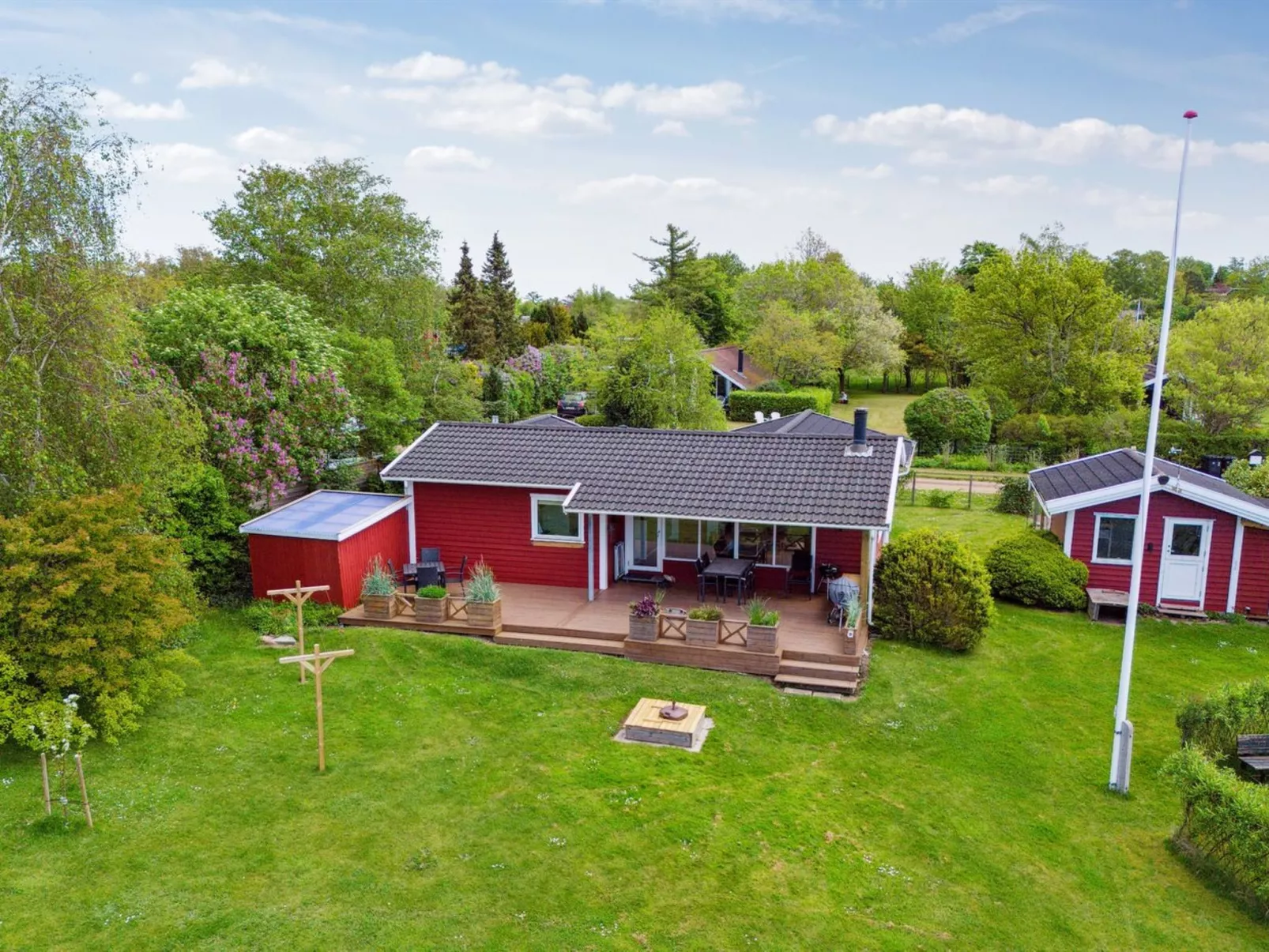"Oskari" - 175m from the sea-Buiten