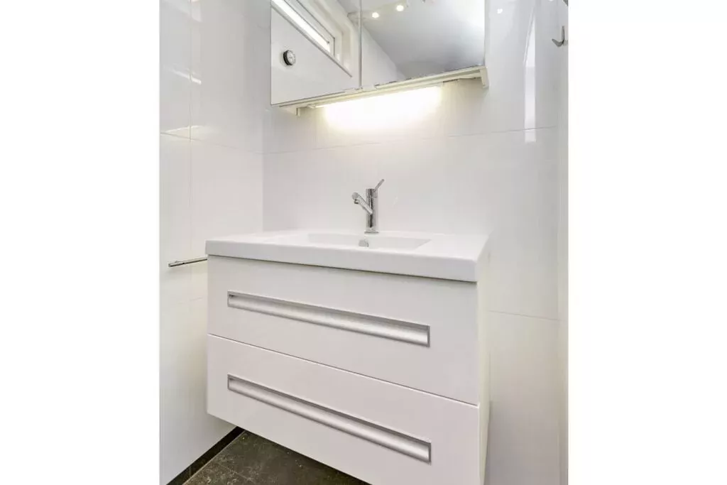 276387-Badkamer