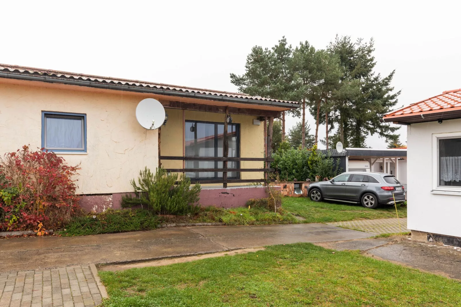 Hundefreundliches Ferienhaus am See MIT Whirlpool-Buitenkant zomer