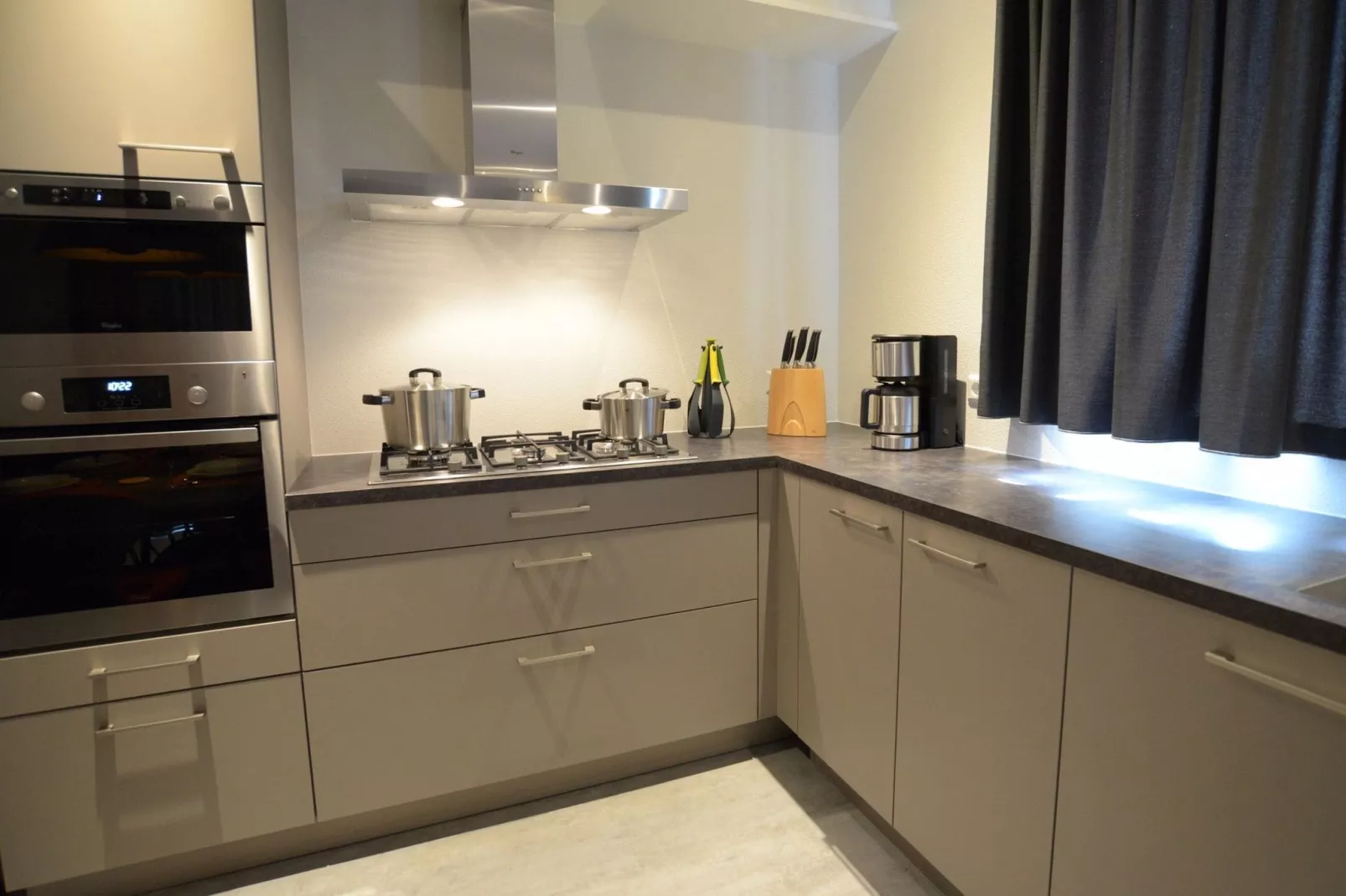 Villa  Hoogeland 106L-Keuken