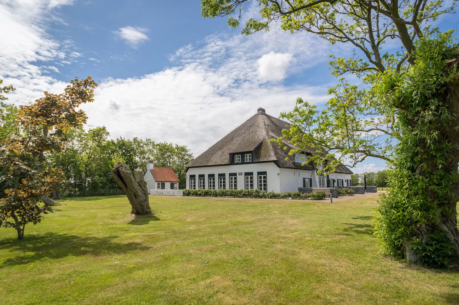 Appartement Hoeve Holland X7-Buitenkant zomer