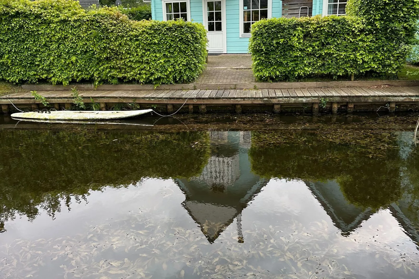Casa Azul Finse stijl vakantiewoning 6pax aan het Zuidlaardermeer-Buitenkant zomer