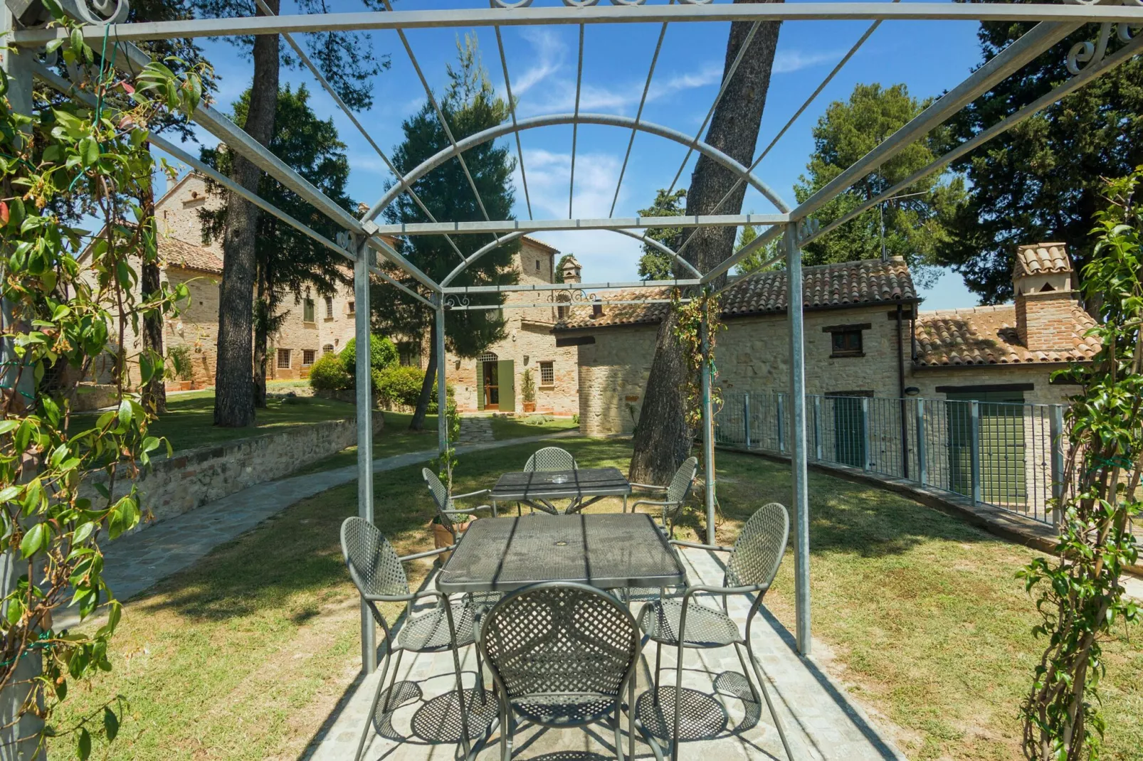 Rosa-Terrasbalkon
