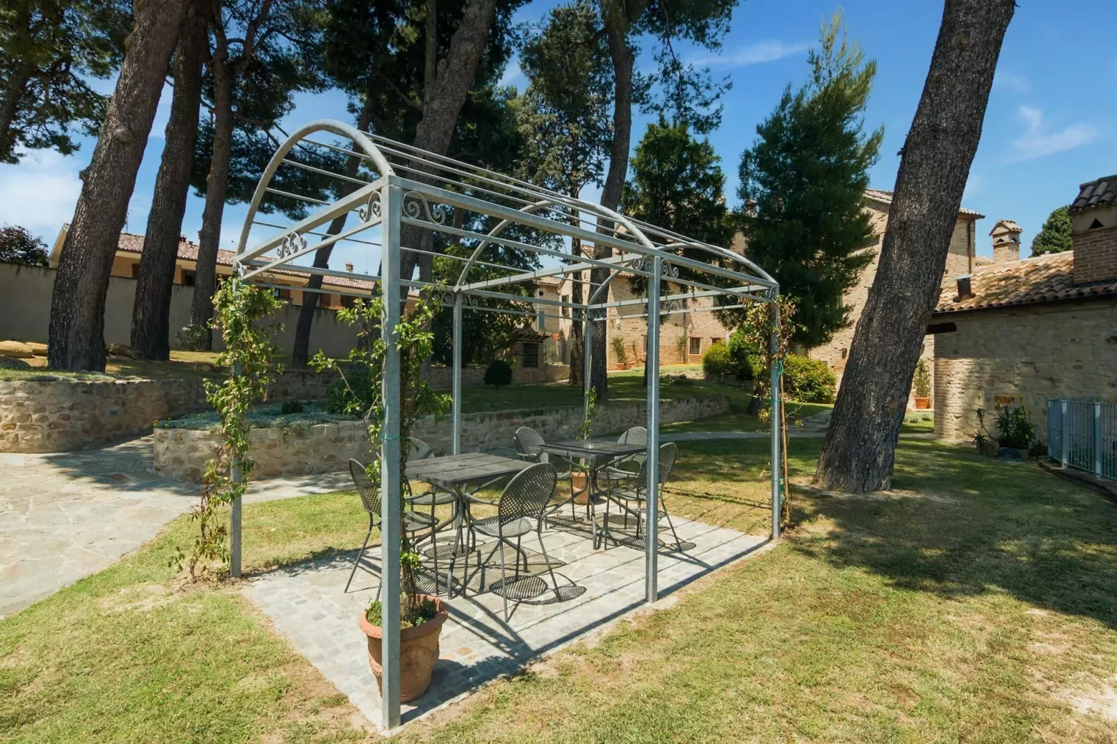 Rosa-Terrasbalkon