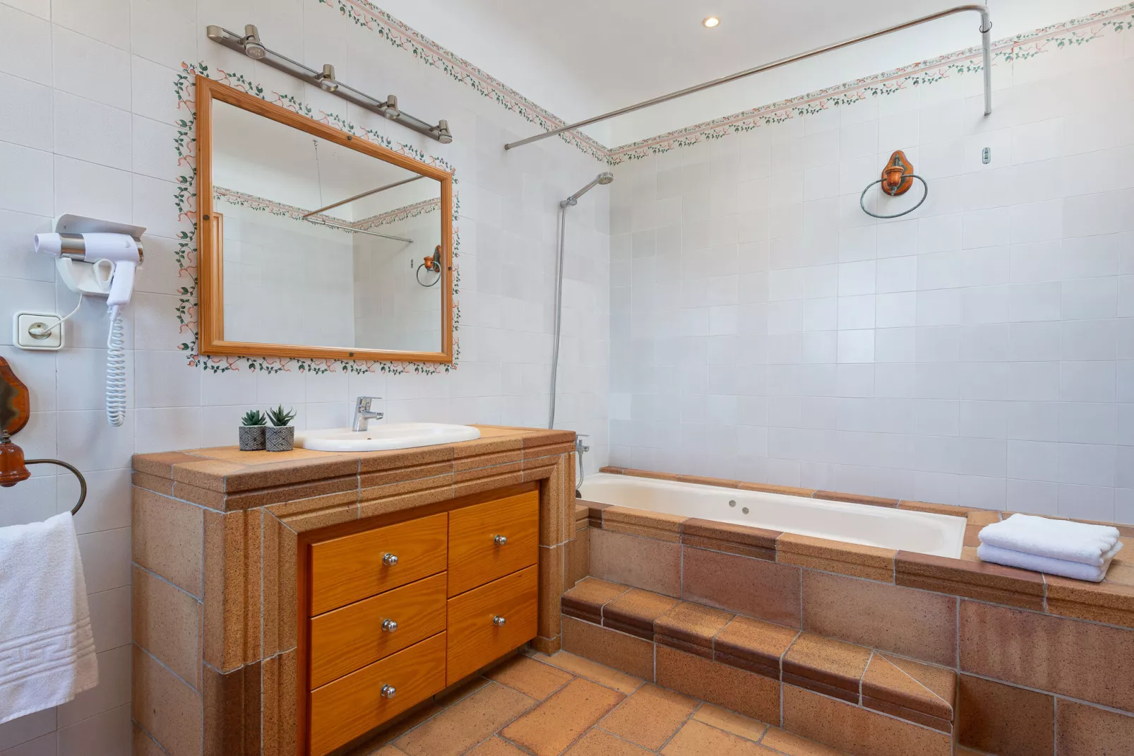 Mulholland Villa-Badkamer
