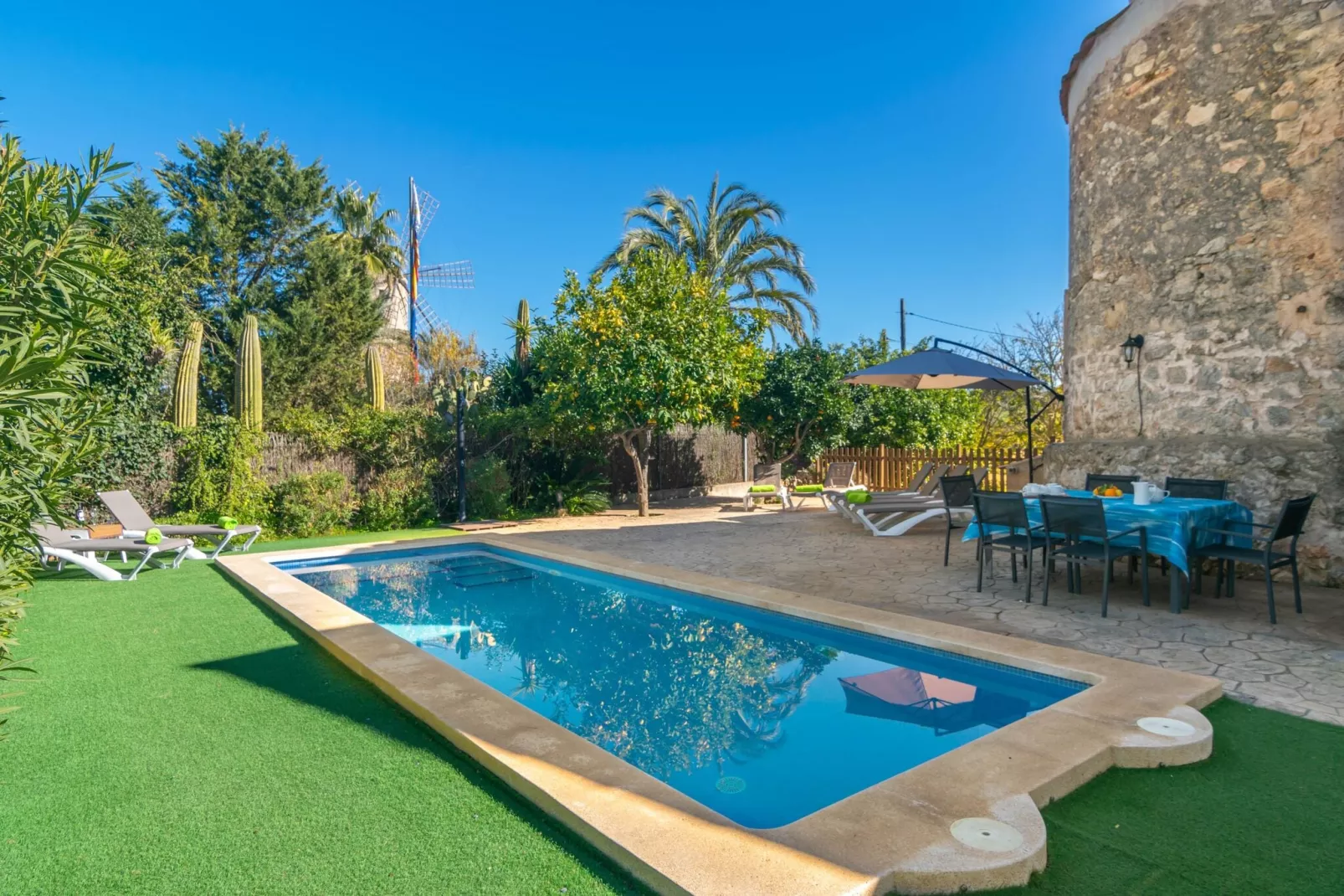 poolofhouse