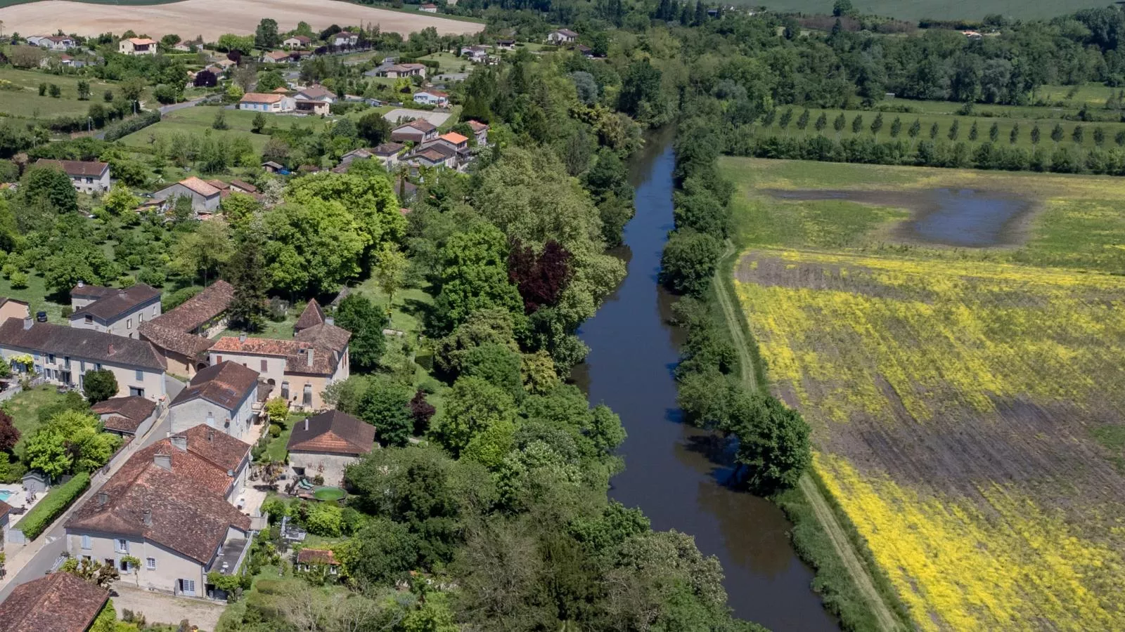 Gîte Côté Rivière-Waterzicht