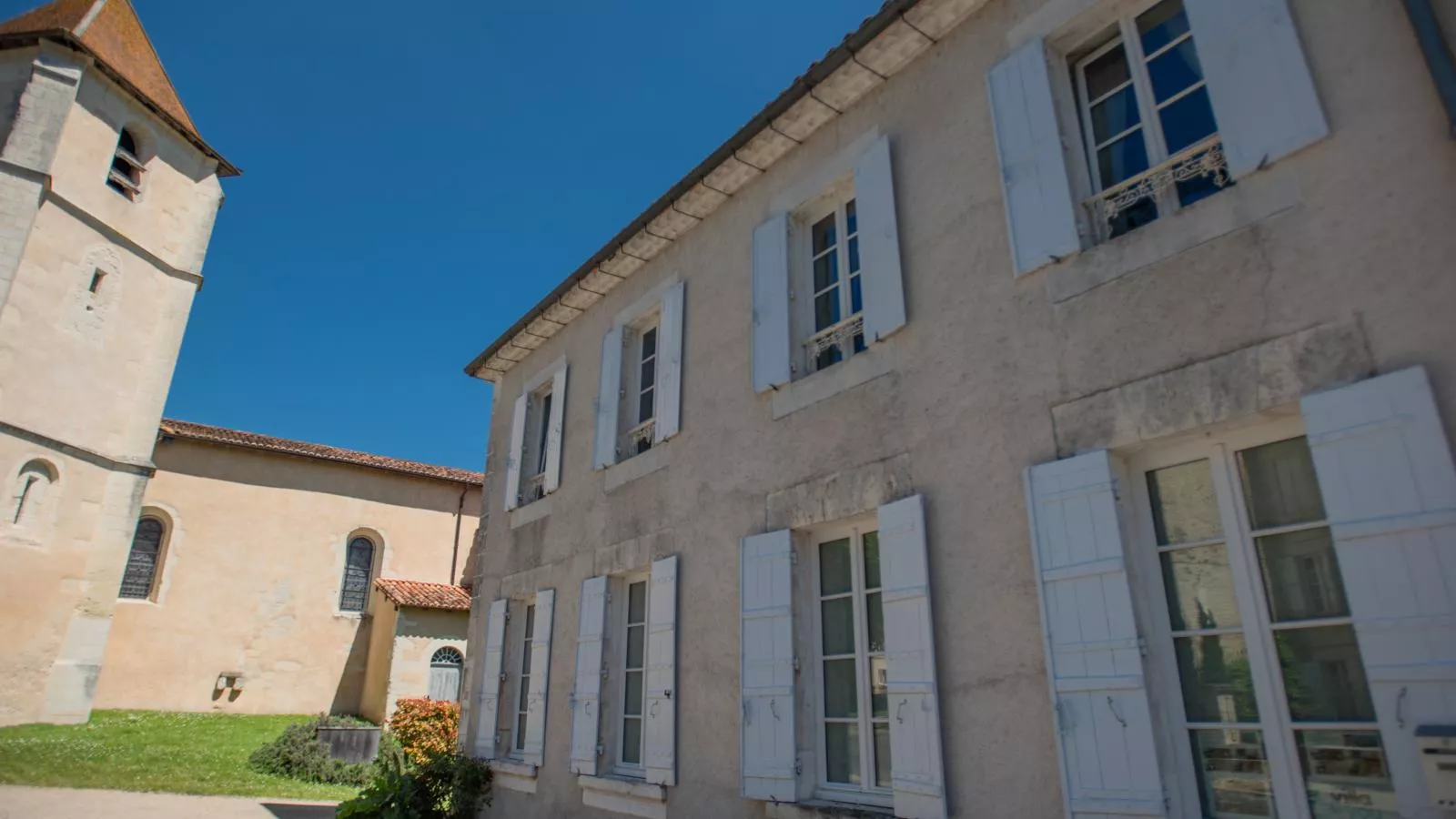 Gîte Côté Rivière-Buitenkant zomer