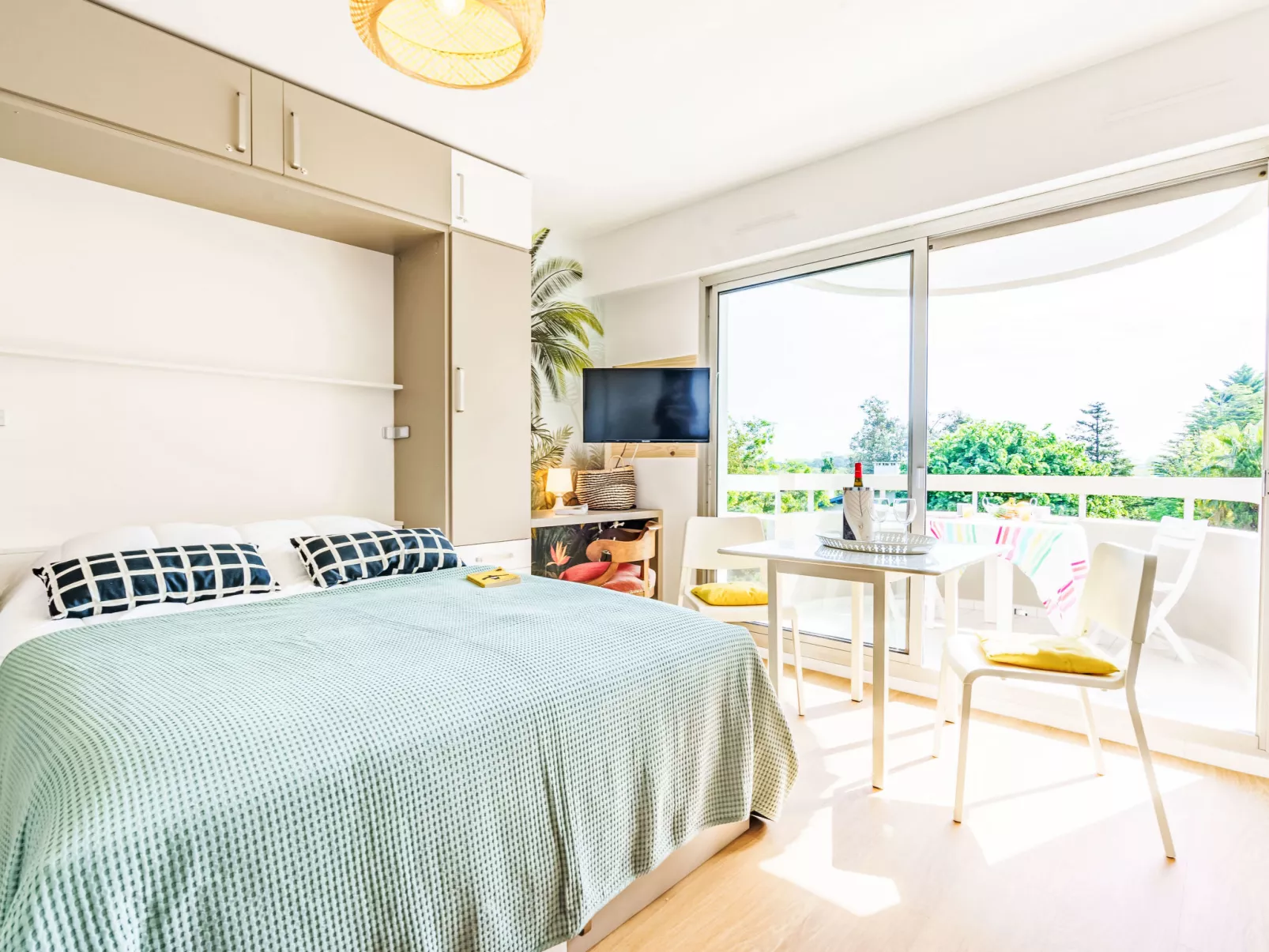 Super Privé-Binnen