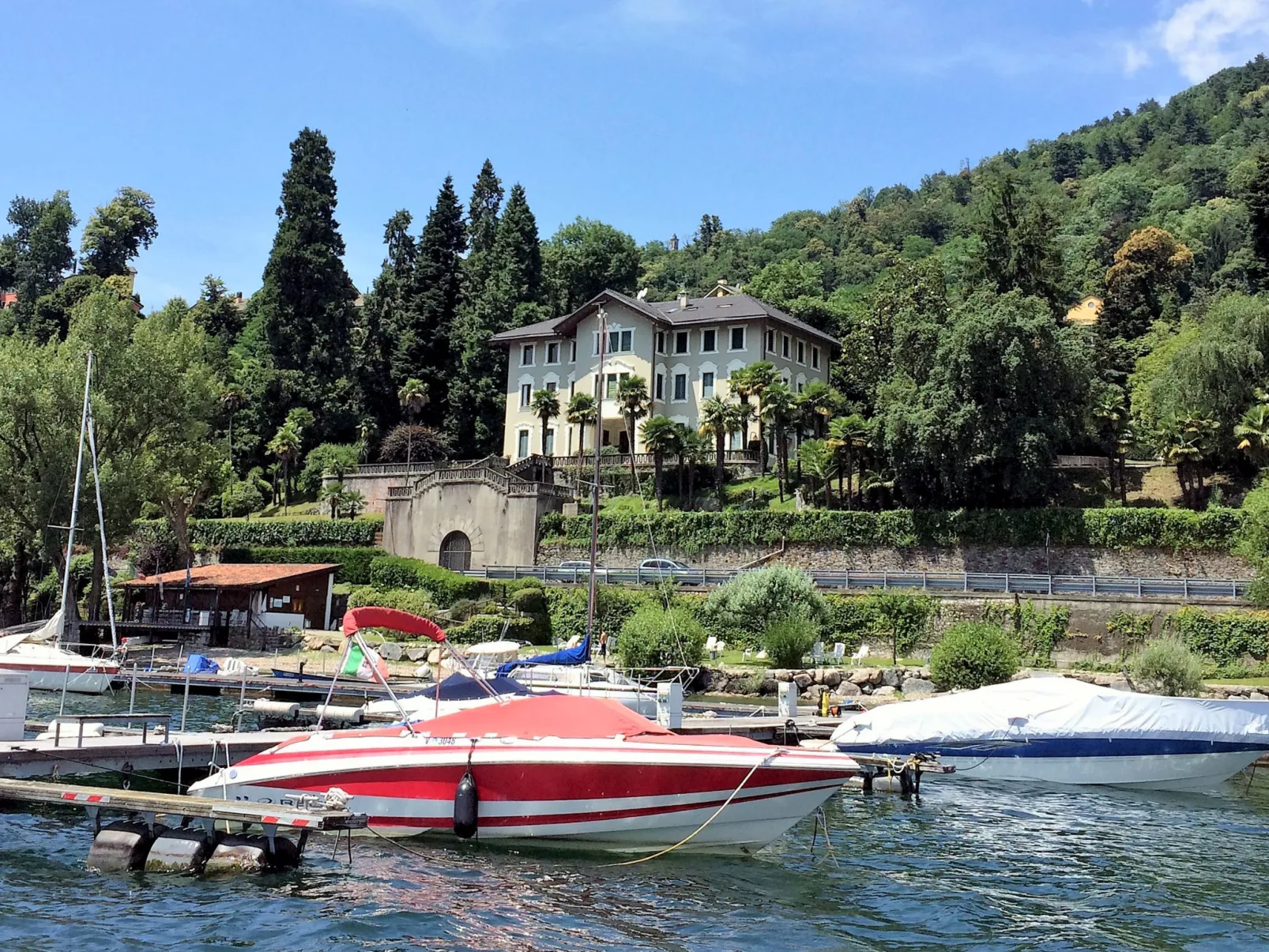 Villa Ceriana-Buiten
