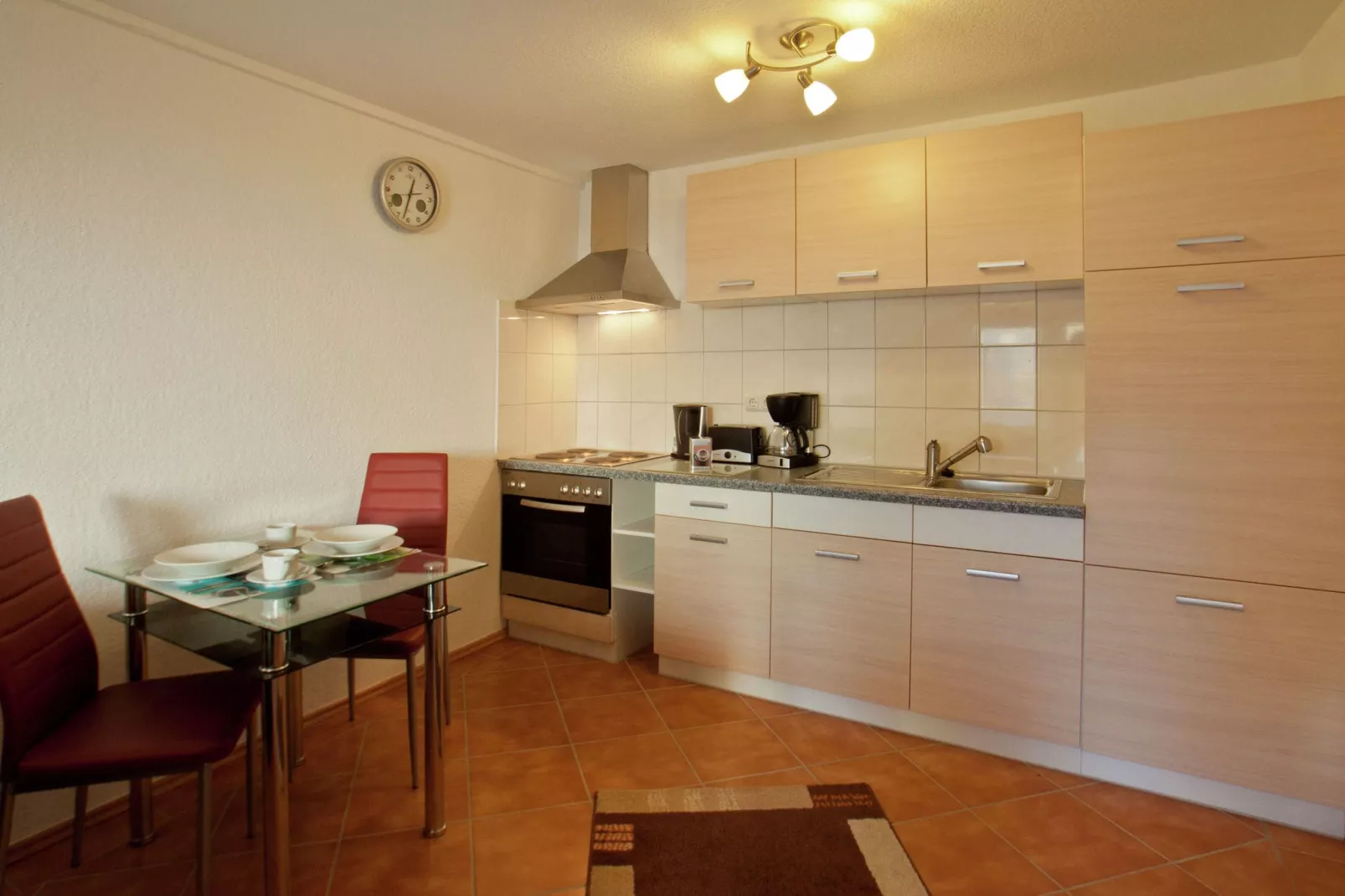 Stijlvol ingericht appartement in Rerik met een terras
