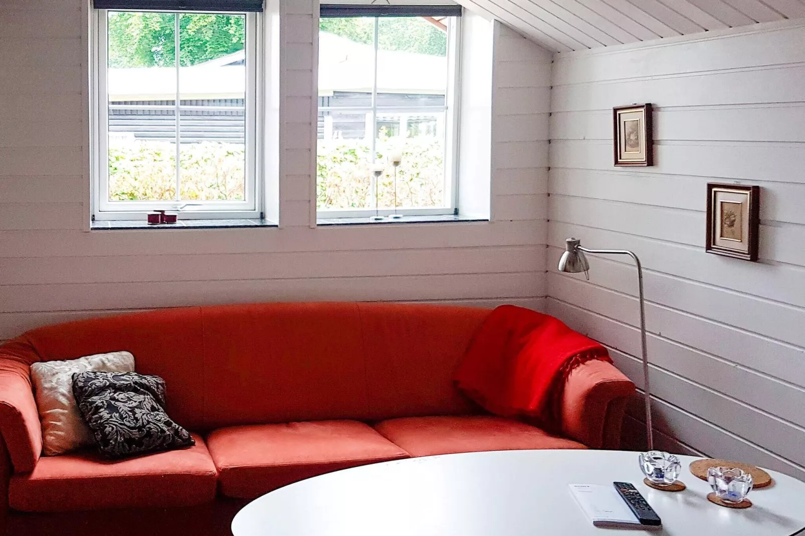Betoverende Cottage met Whirlpool-By Traum-Binnen