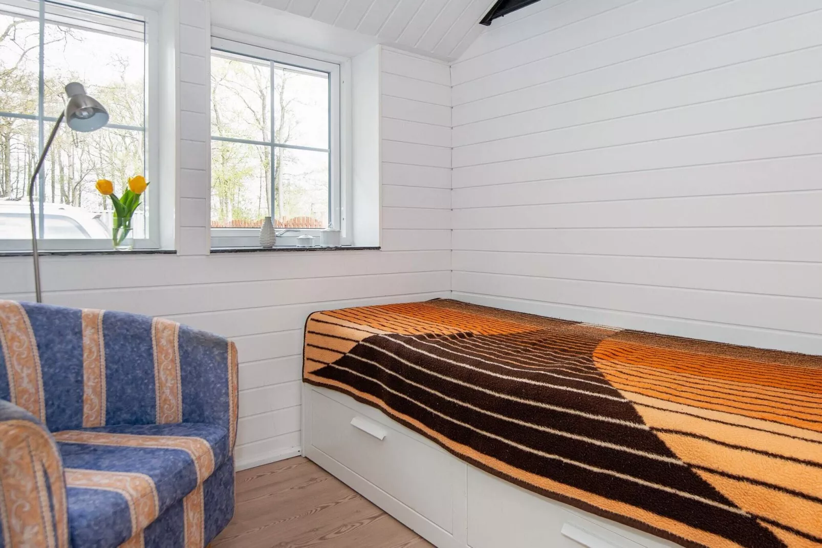 Betoverende Cottage met Whirlpool-By Traum-Binnen