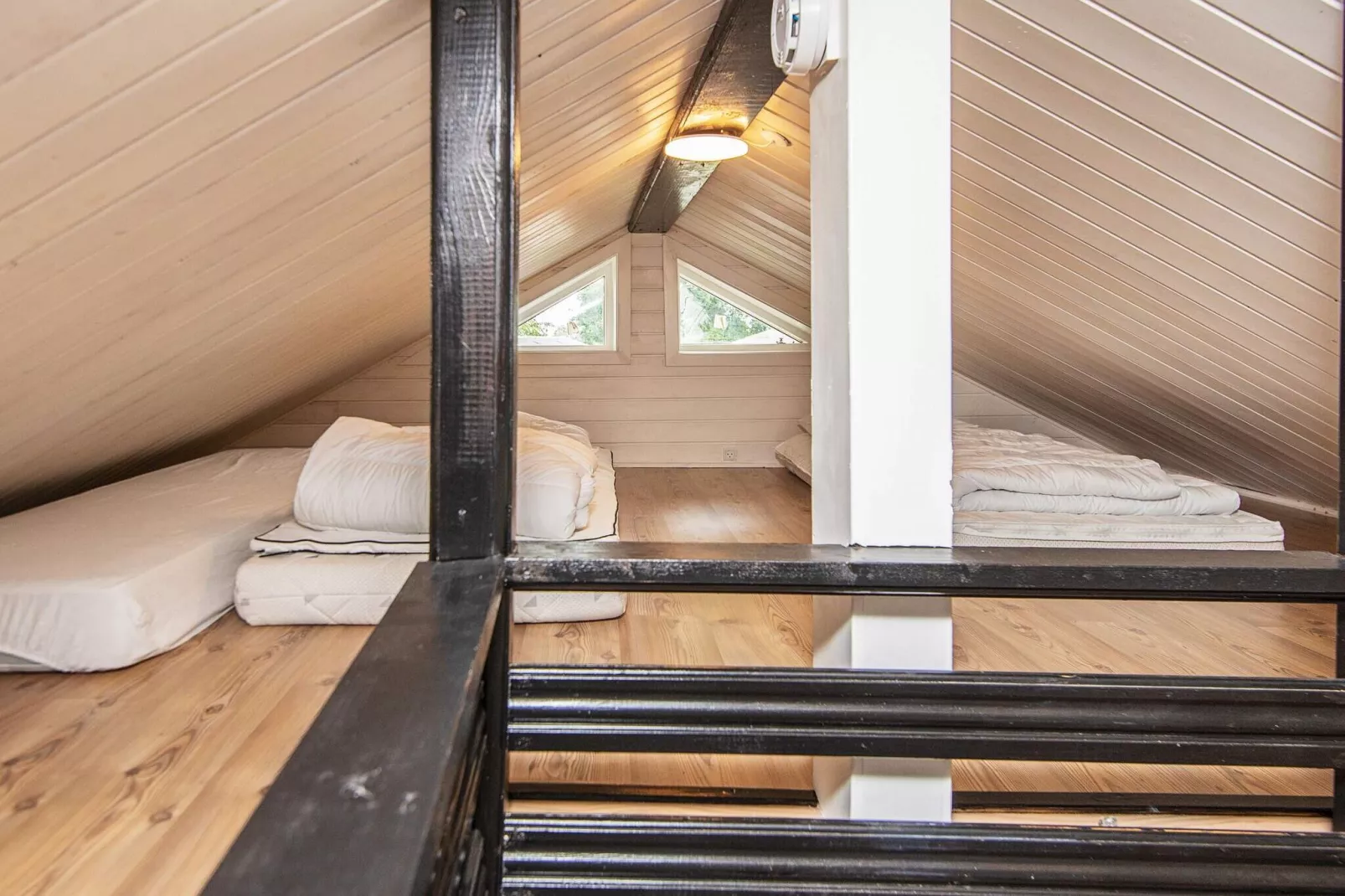 Betoverende Cottage met Whirlpool-By Traum-Binnen