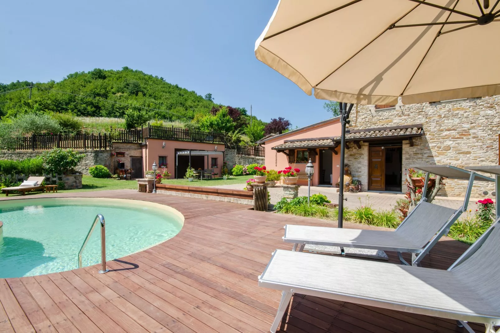 Villa Angolo Fiorito-Zwembad
