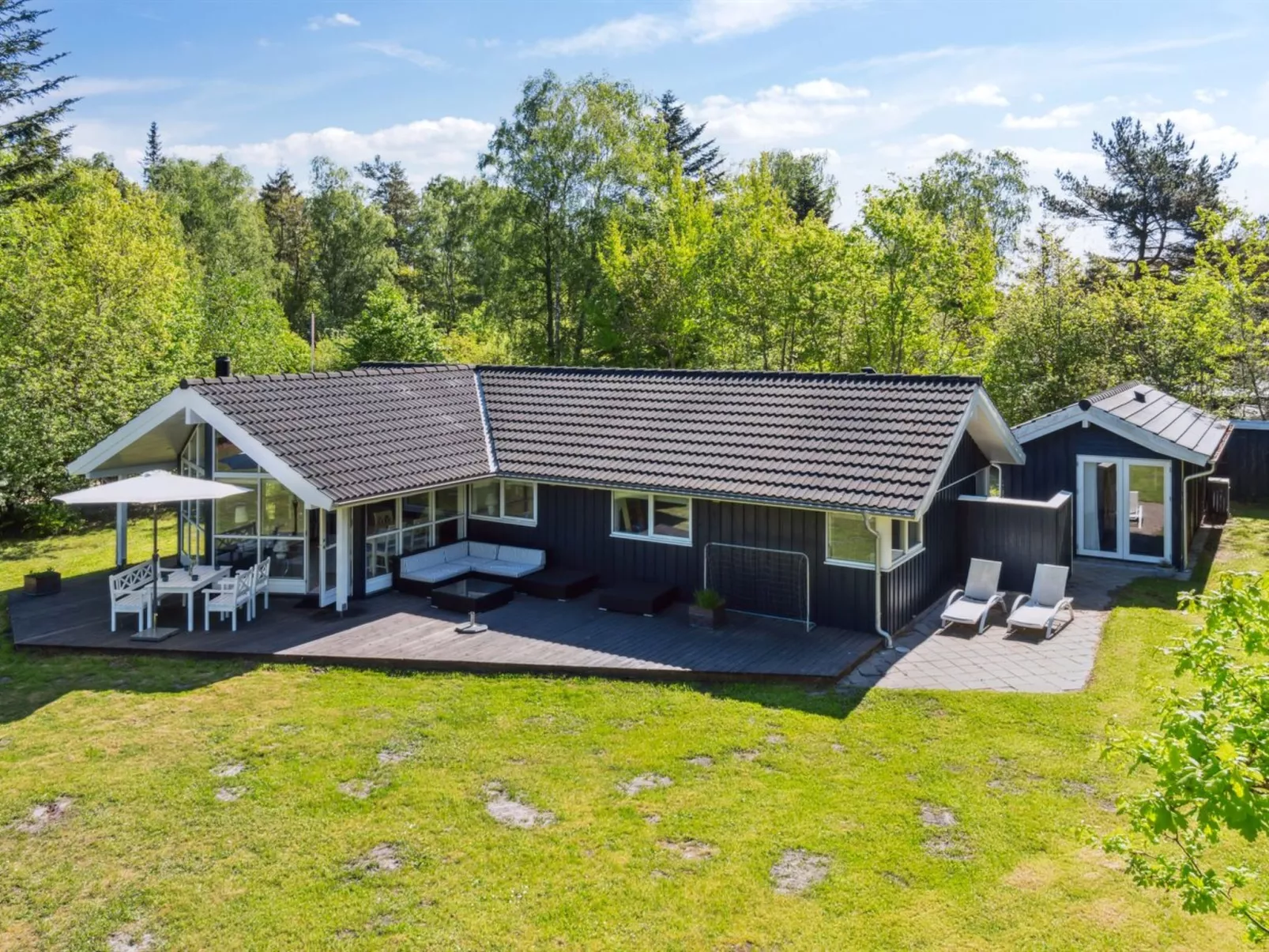"Fatima" - 400m from the sea-Buiten