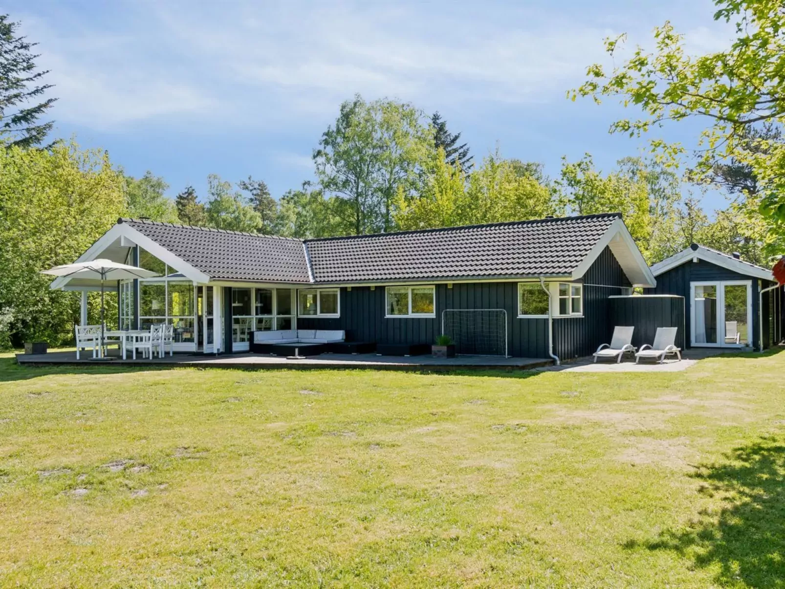"Fatima" - 400m from the sea-Buiten