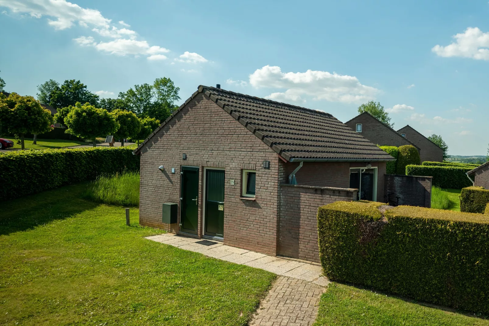Vakantiepark Reevallis 1-Buitenkant zomer