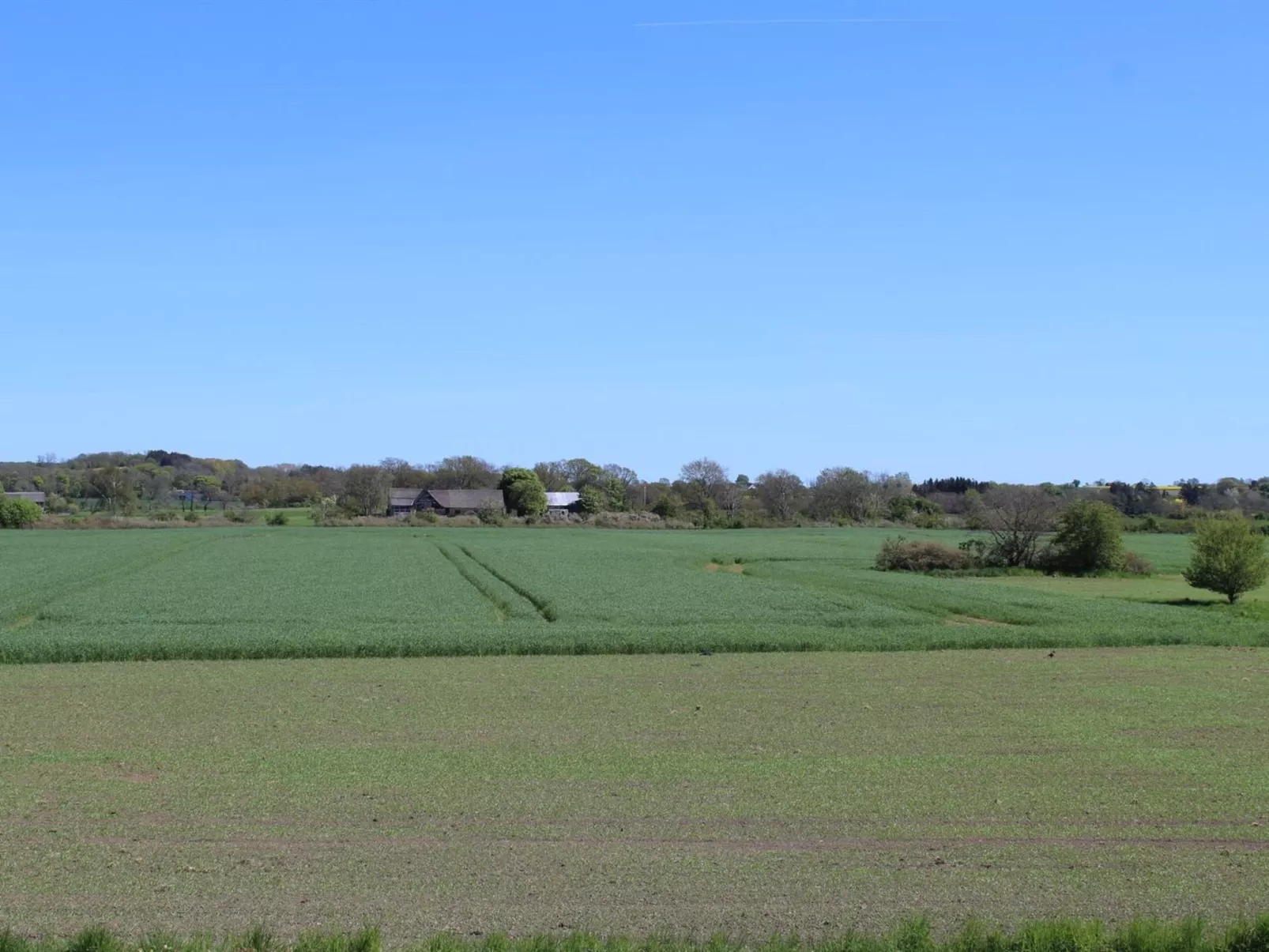 "Adrienne" - 6.4km from the sea-Buiten