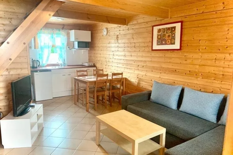 Domek STANDARD dla 5 osób Sarbinowo-Woonkamer