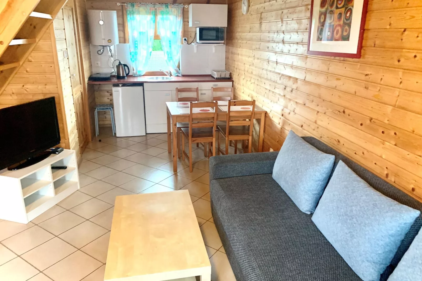 Domek STANDARD dla 5 osób Sarbinowo-Woonkamer